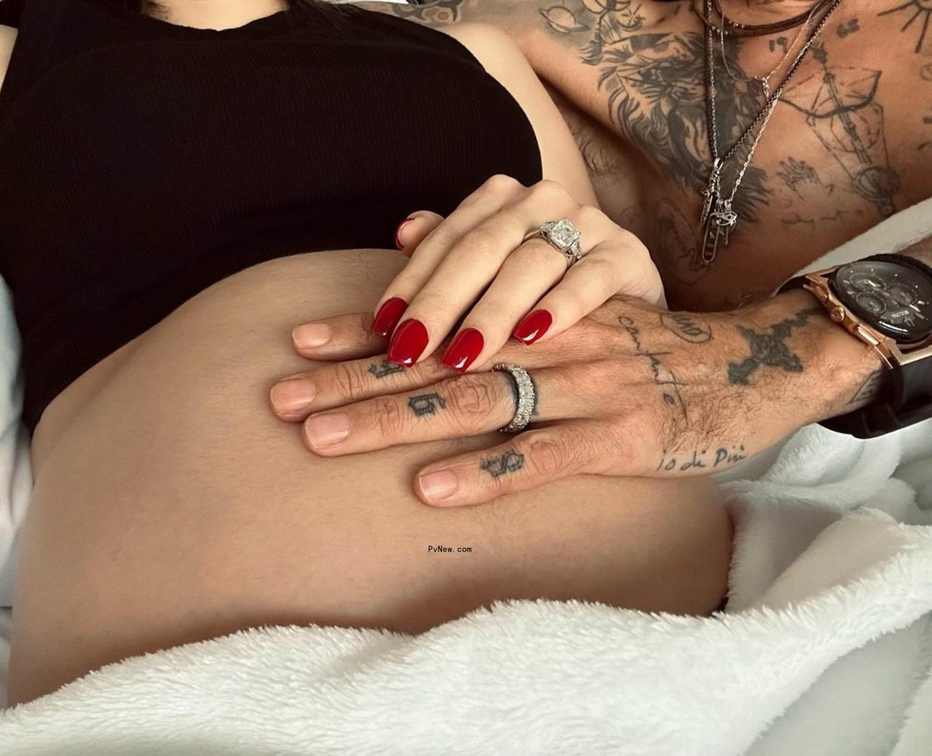 Nadia Ferreira's baby bump.