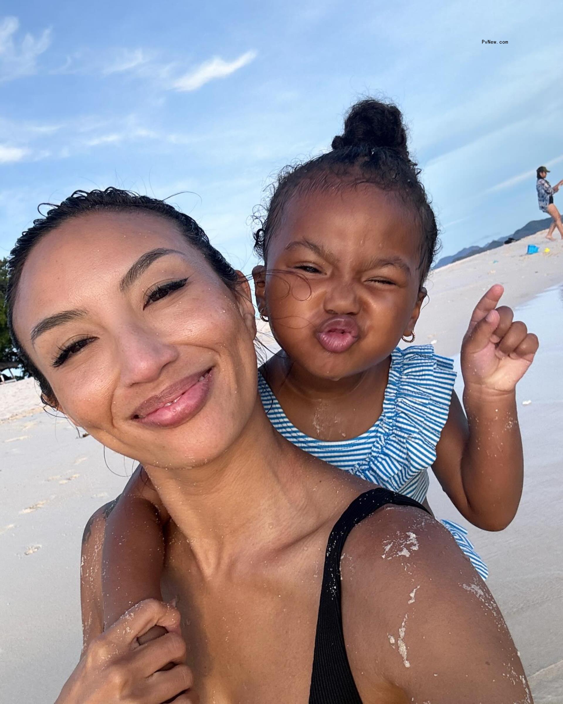 Mo<i></i>naco and Jeannie Mai.