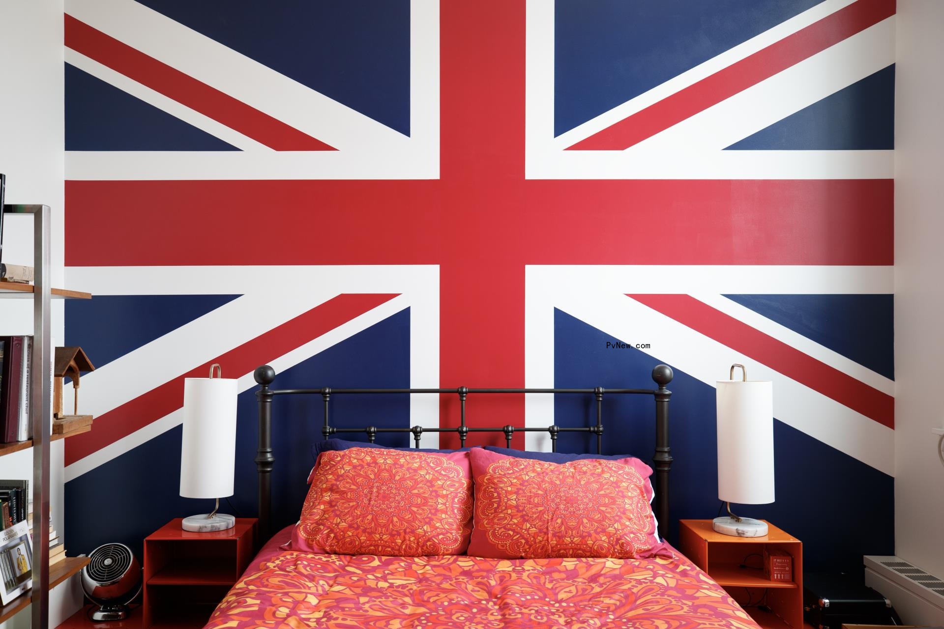 Anne Burrell's Brooklyn guest room. 