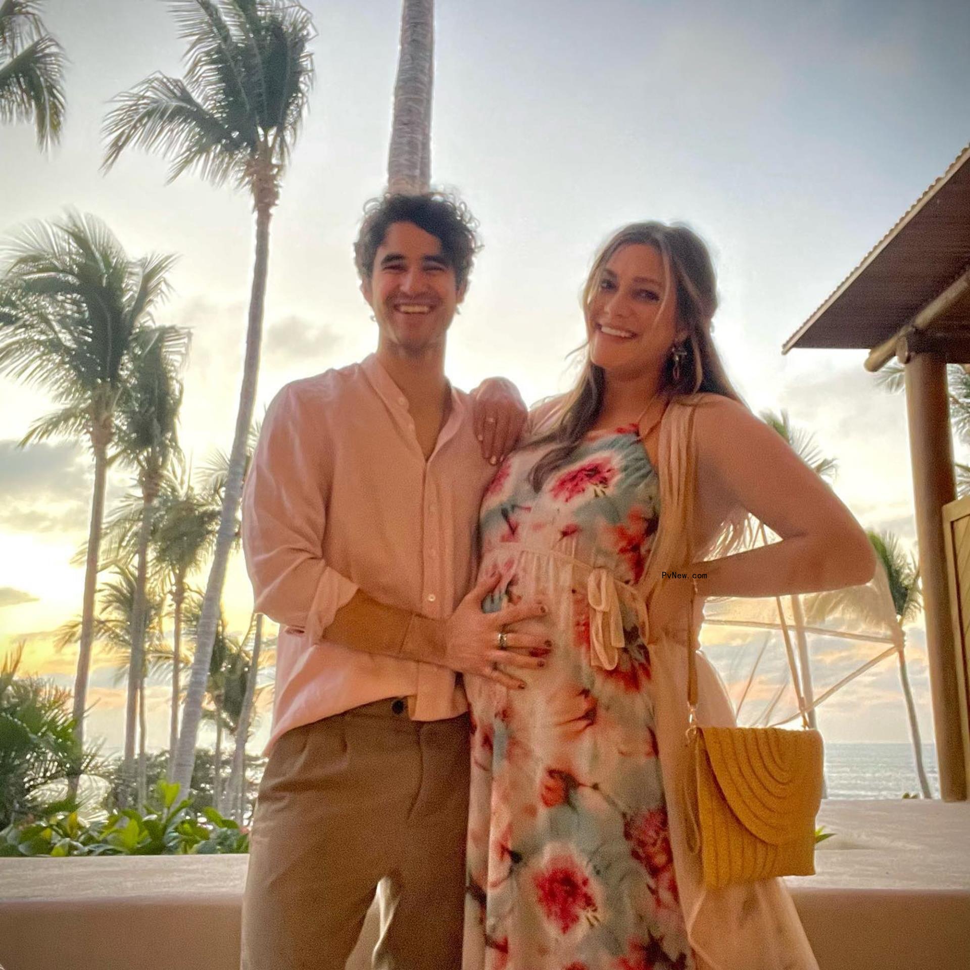 Darren Criss and Mia Swier