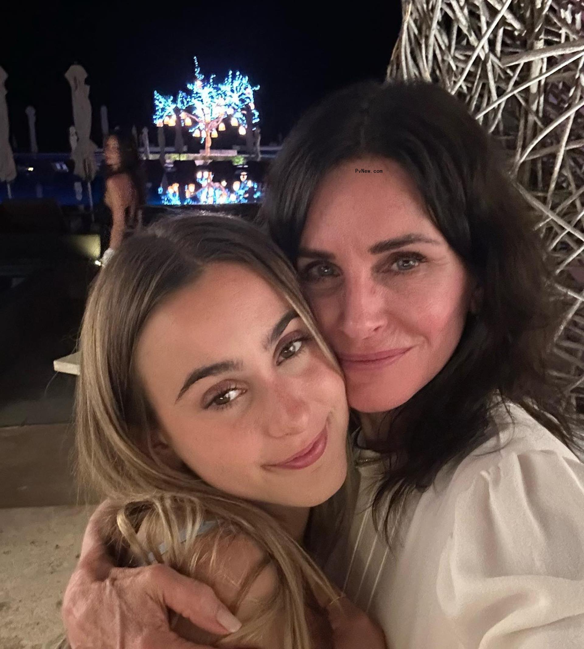 Courteney Cox and Coco Arquette in a selfie.