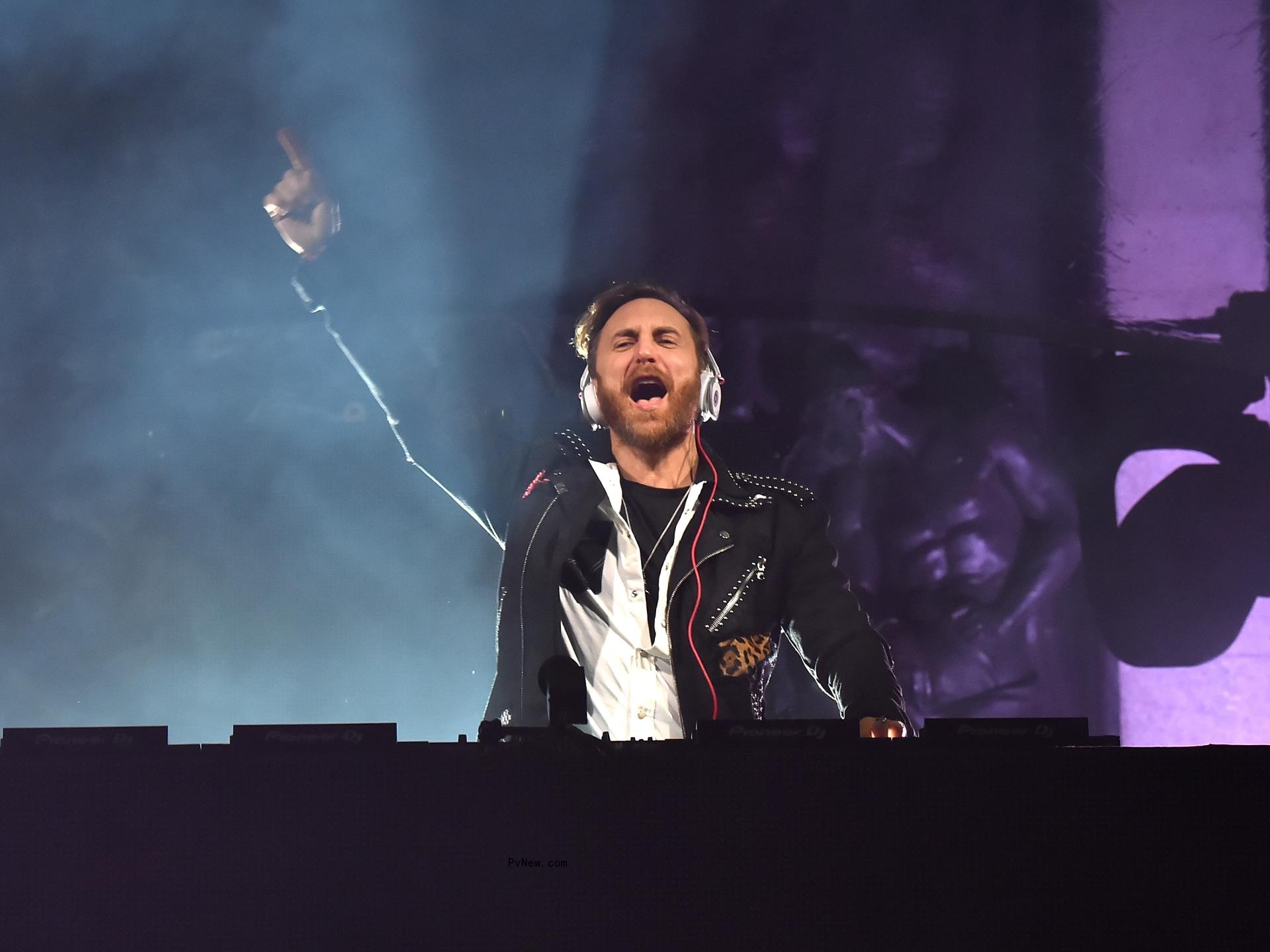 David Guetta performing.