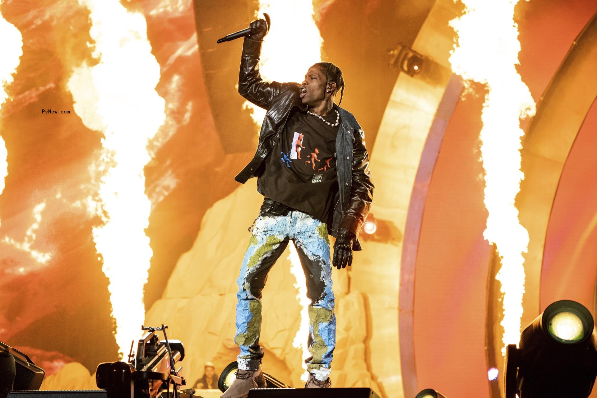 Travis Scott performing 