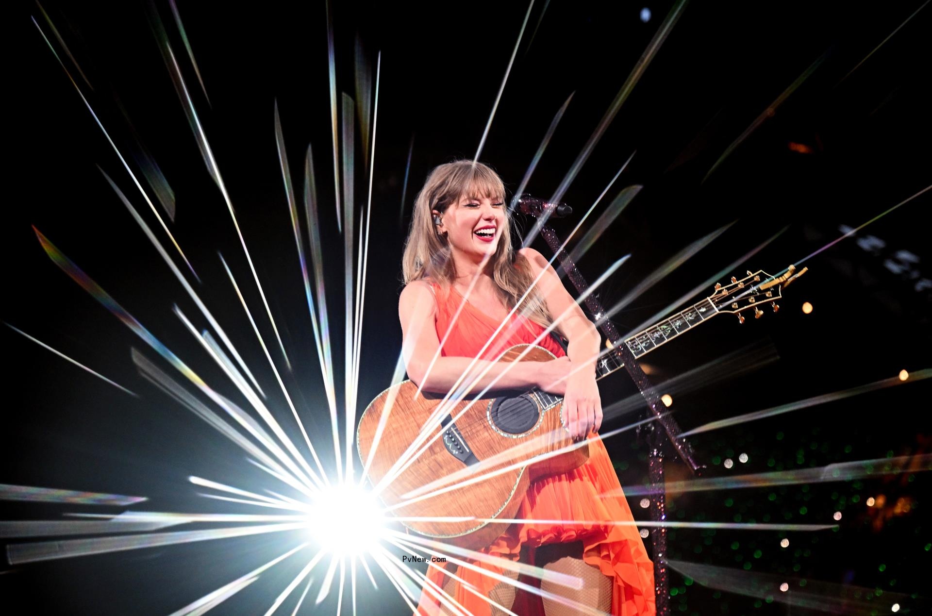 Taylor Swift on stage.