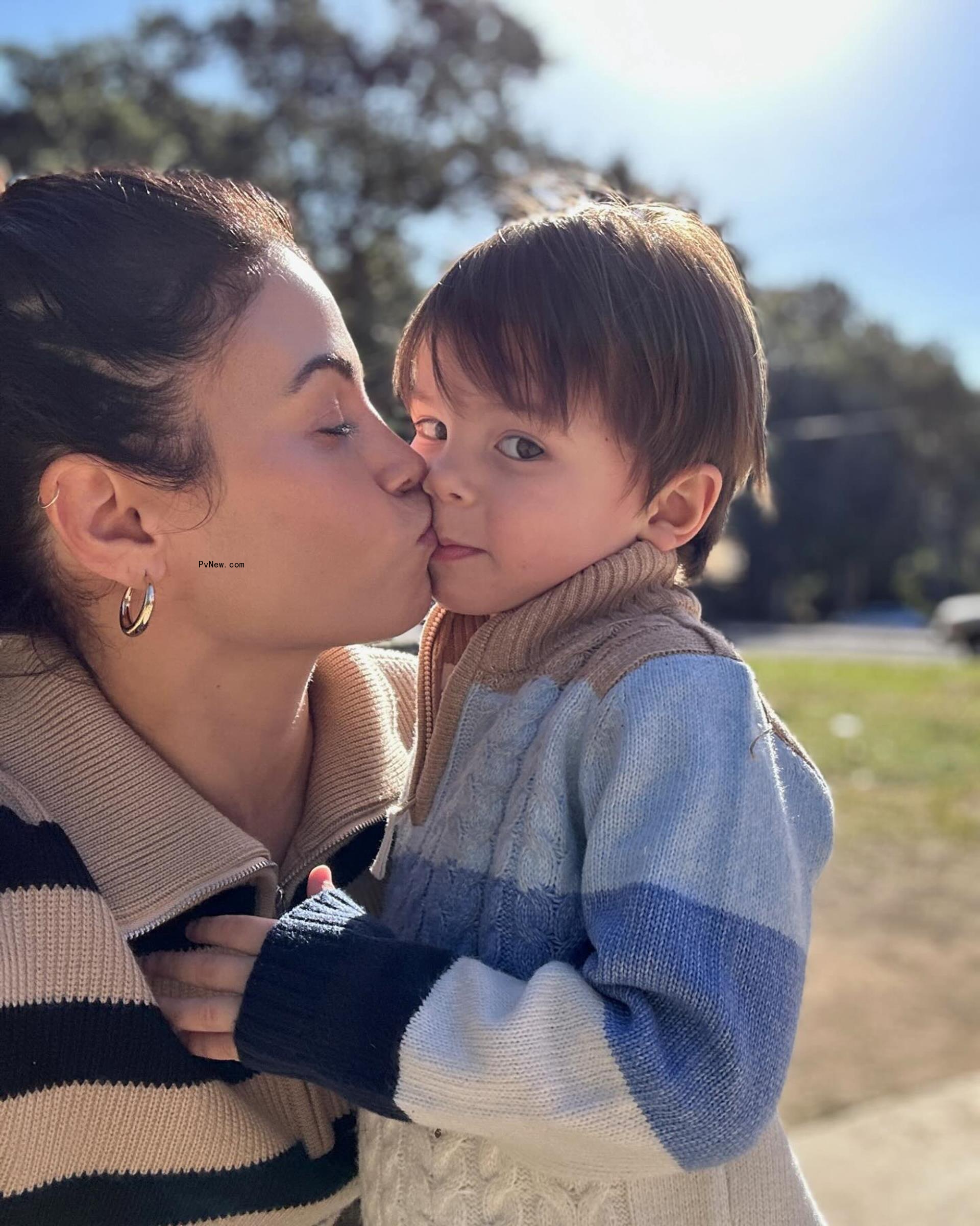 Jenna Dewan and son