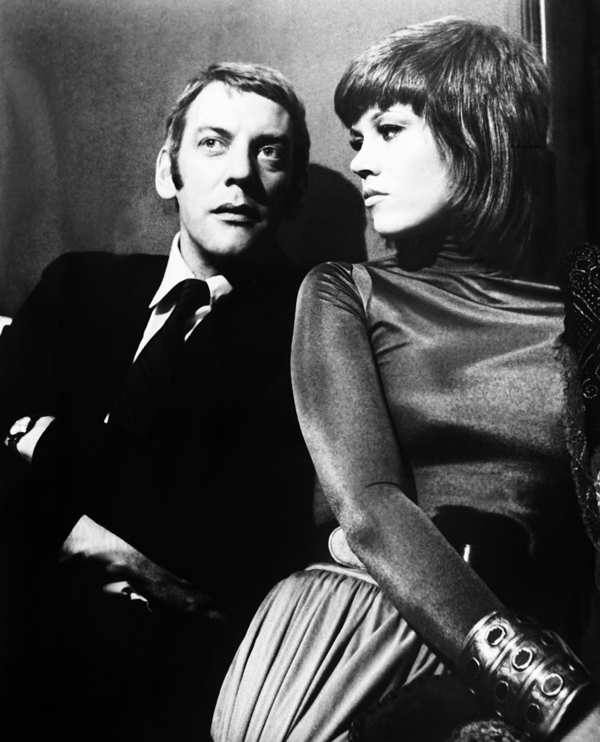Do<i></i>nald Sutherland and Jane Fonda