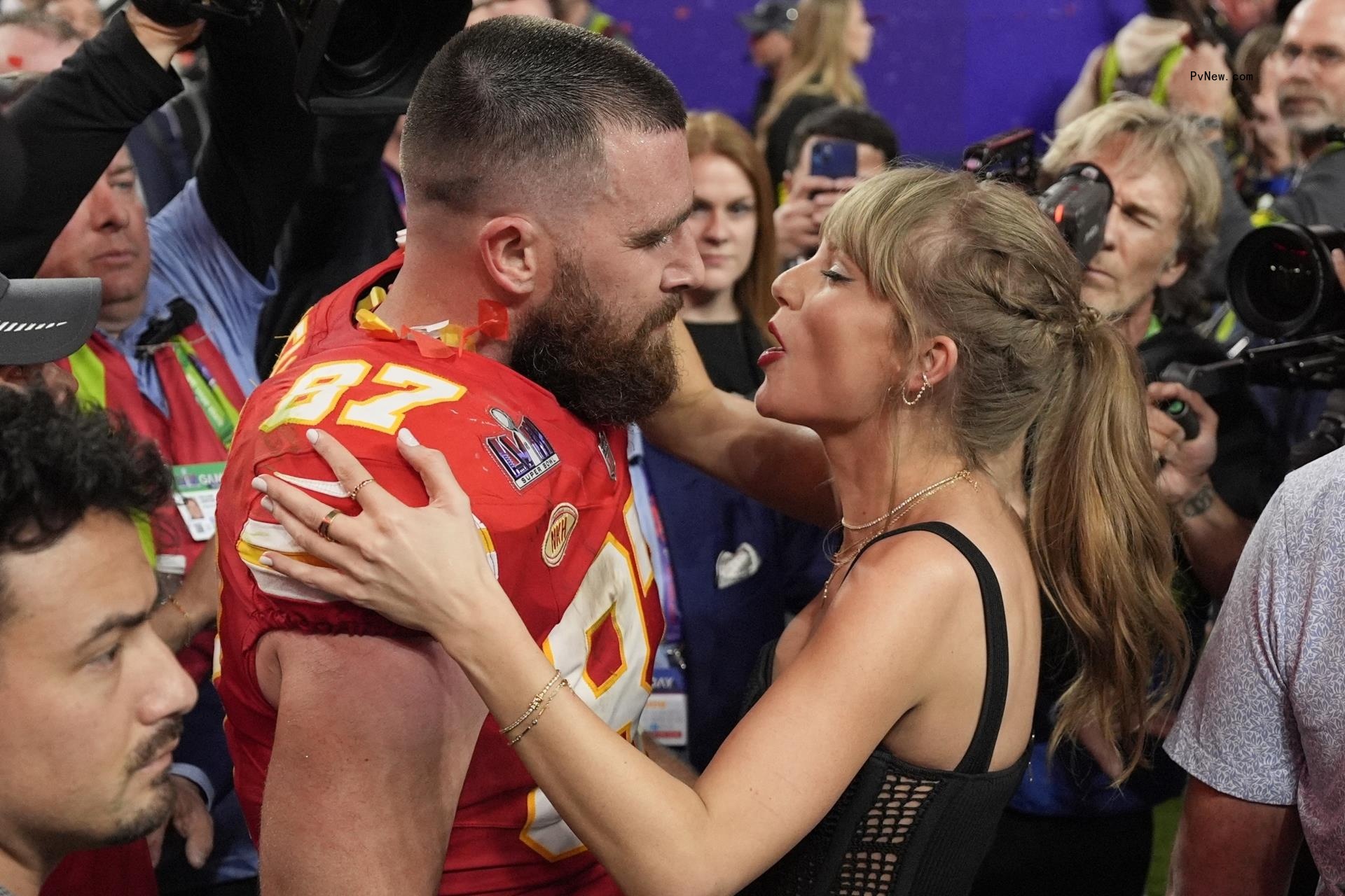 Travis Kelce and Taylor Swift