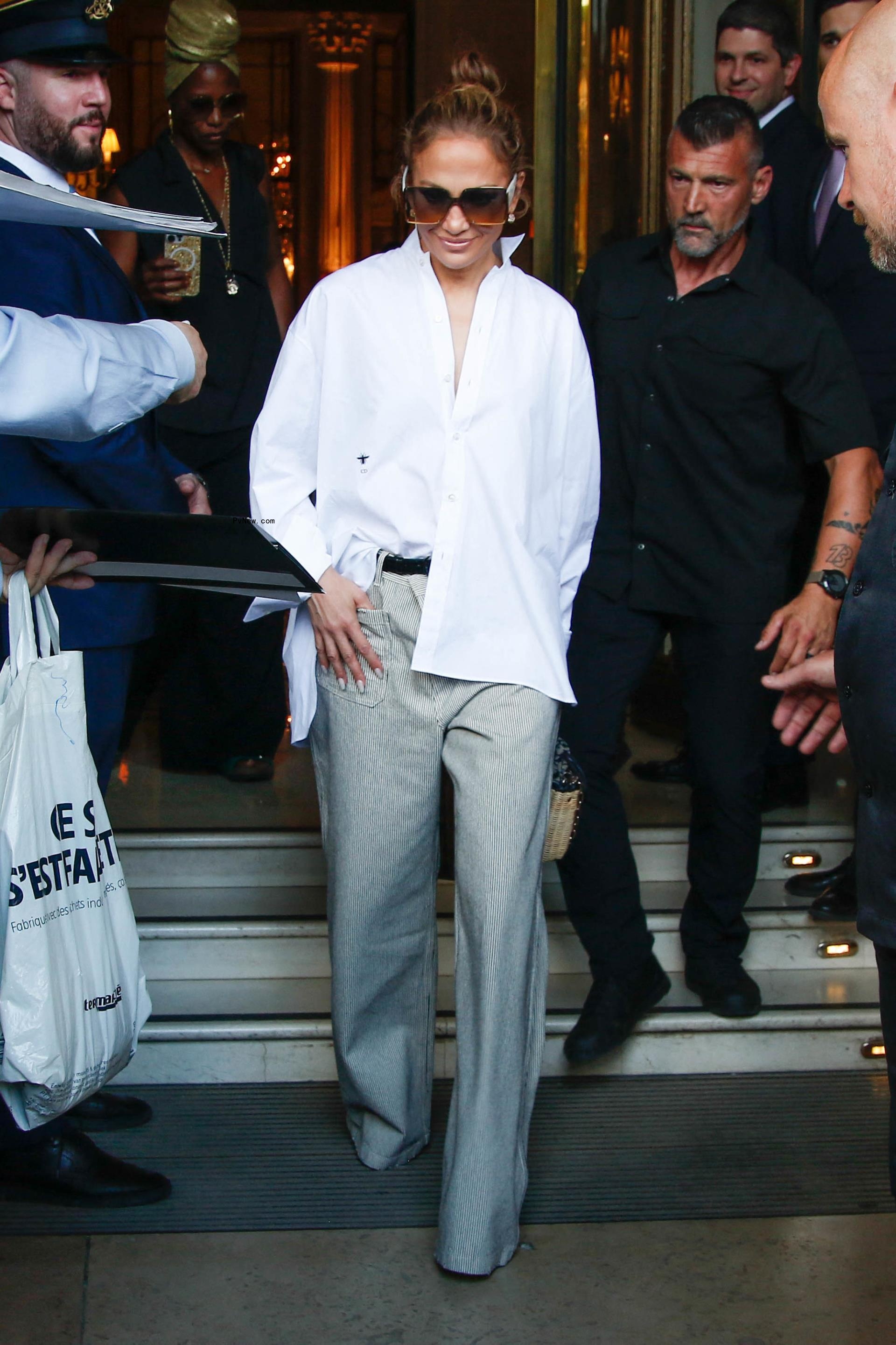 Jennifer Lopez leaving her hotel in Paris.