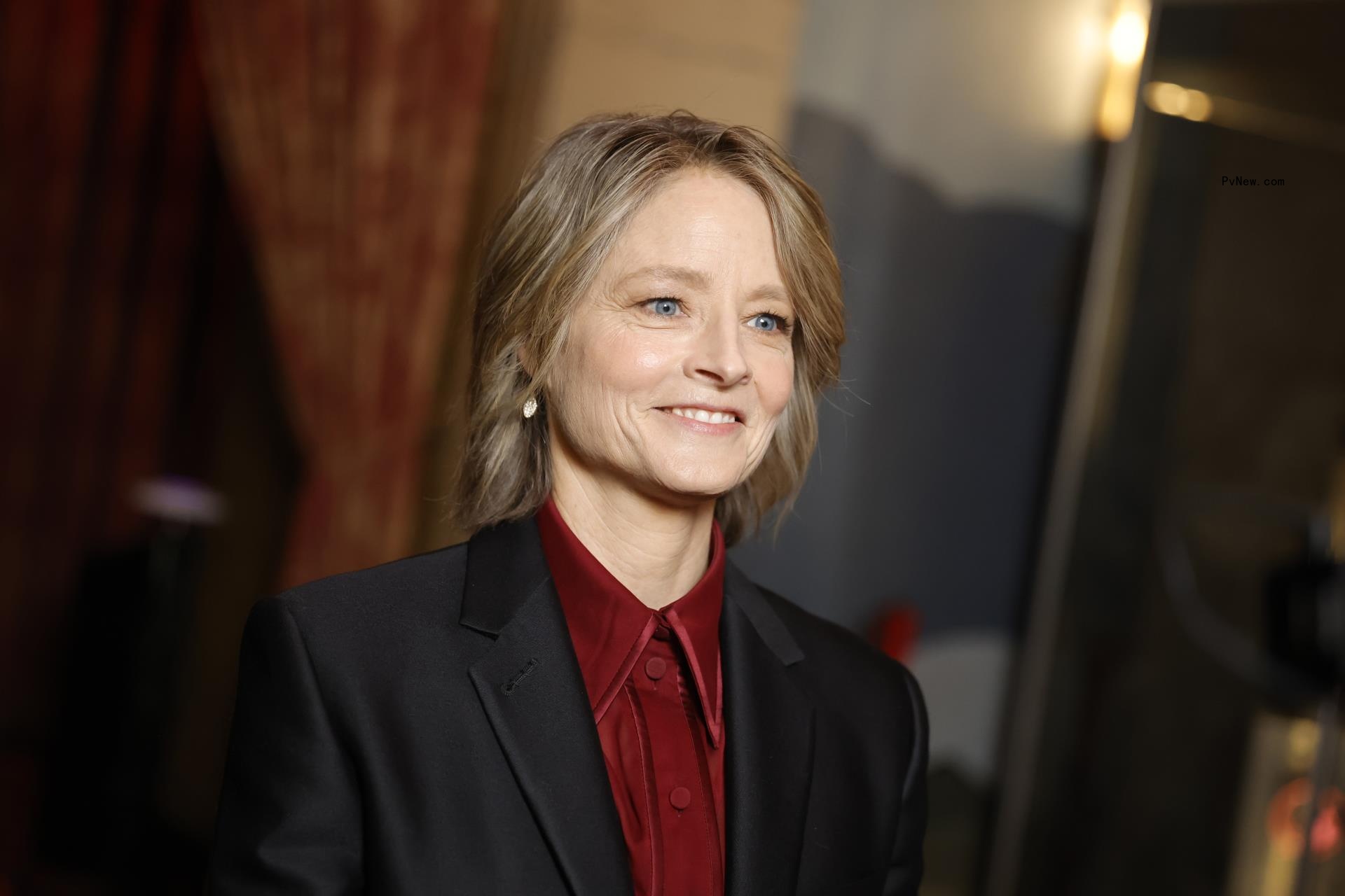 Jodie Foster Says Directors ‘Don’t Listen to Me’ Sometimes and ‘I’ll Work on a Movie Wher<i></i>e I Have to Do 120 Takes’ and Respond: ‘Alright, Bye’