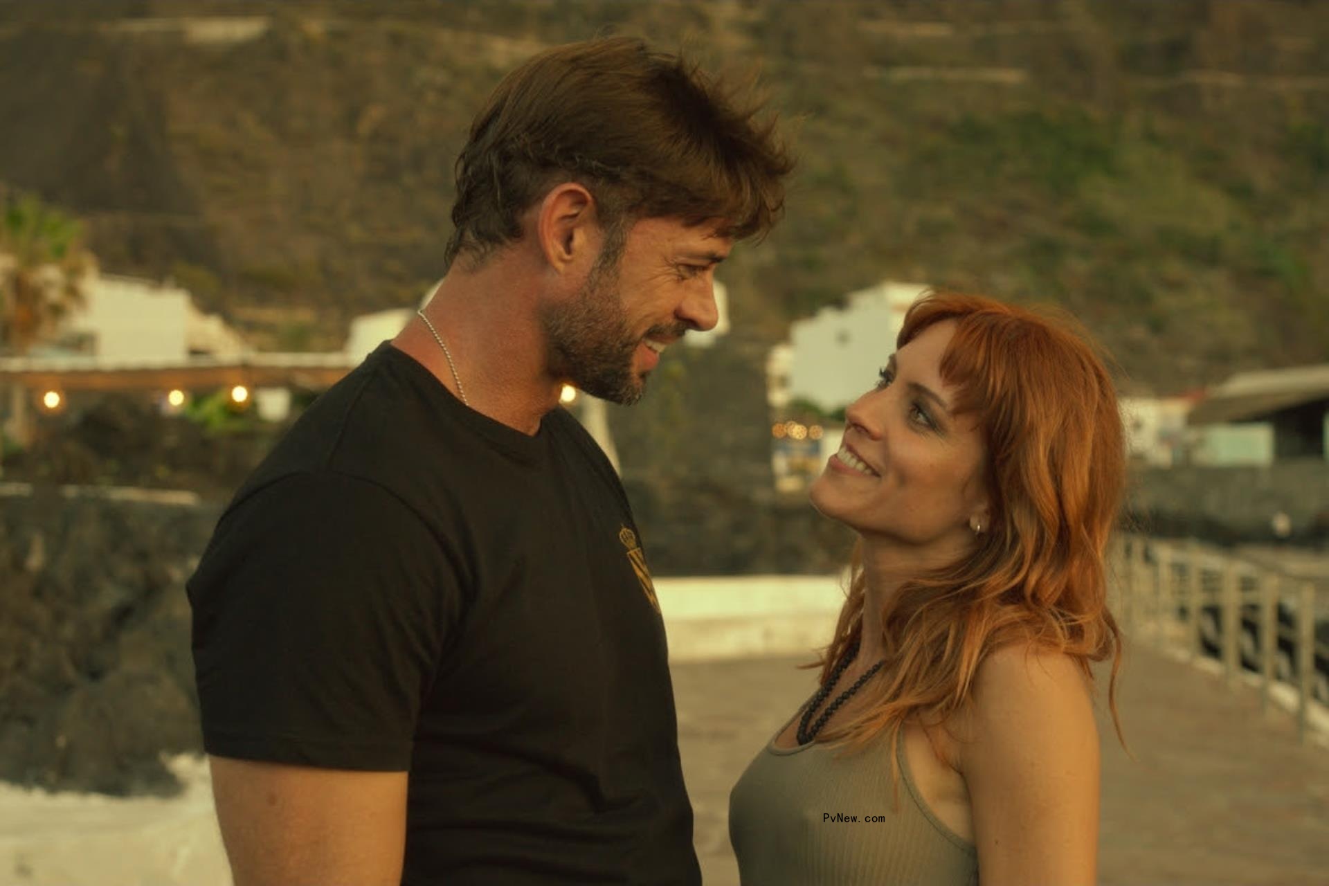 William Levy, Maggie Civantos to Headline Secuoya Studios’ Action Rom-Com ‘Bajo un Volcán’
