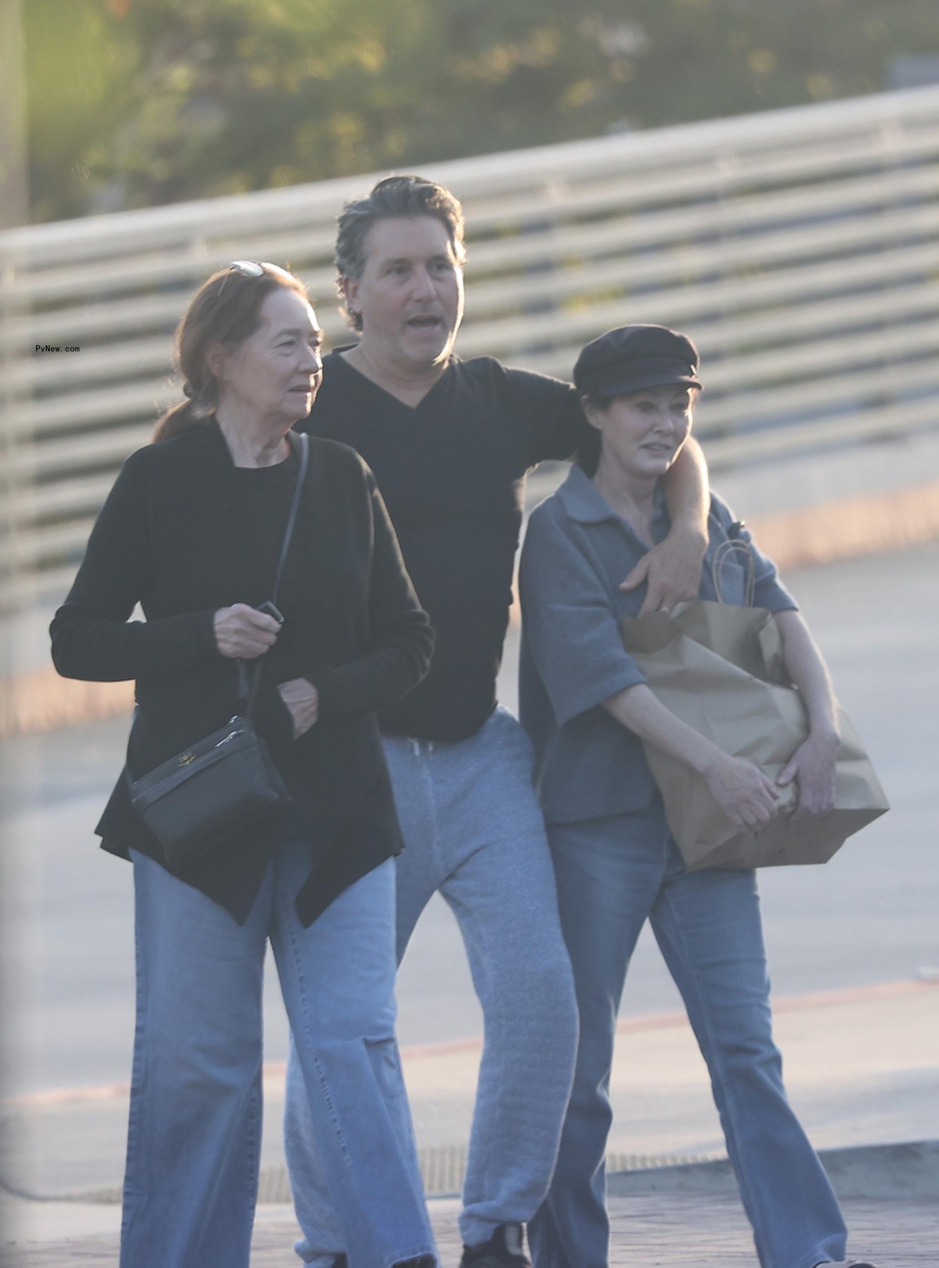 Shannen Doherty and Chris Cortazzo plus a female friend
