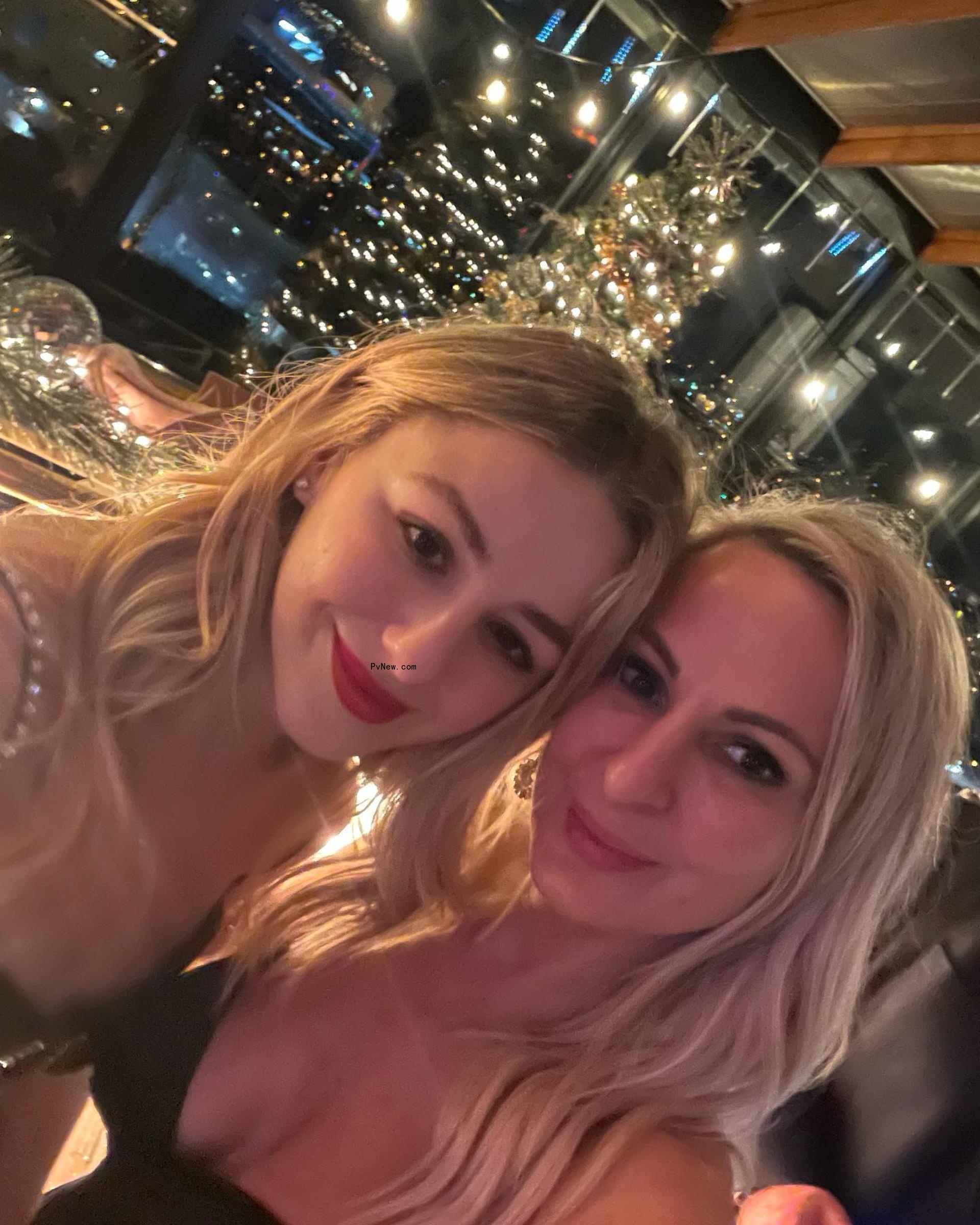Christi Lukasiak and Chloé Lukasiak in a selfie. 