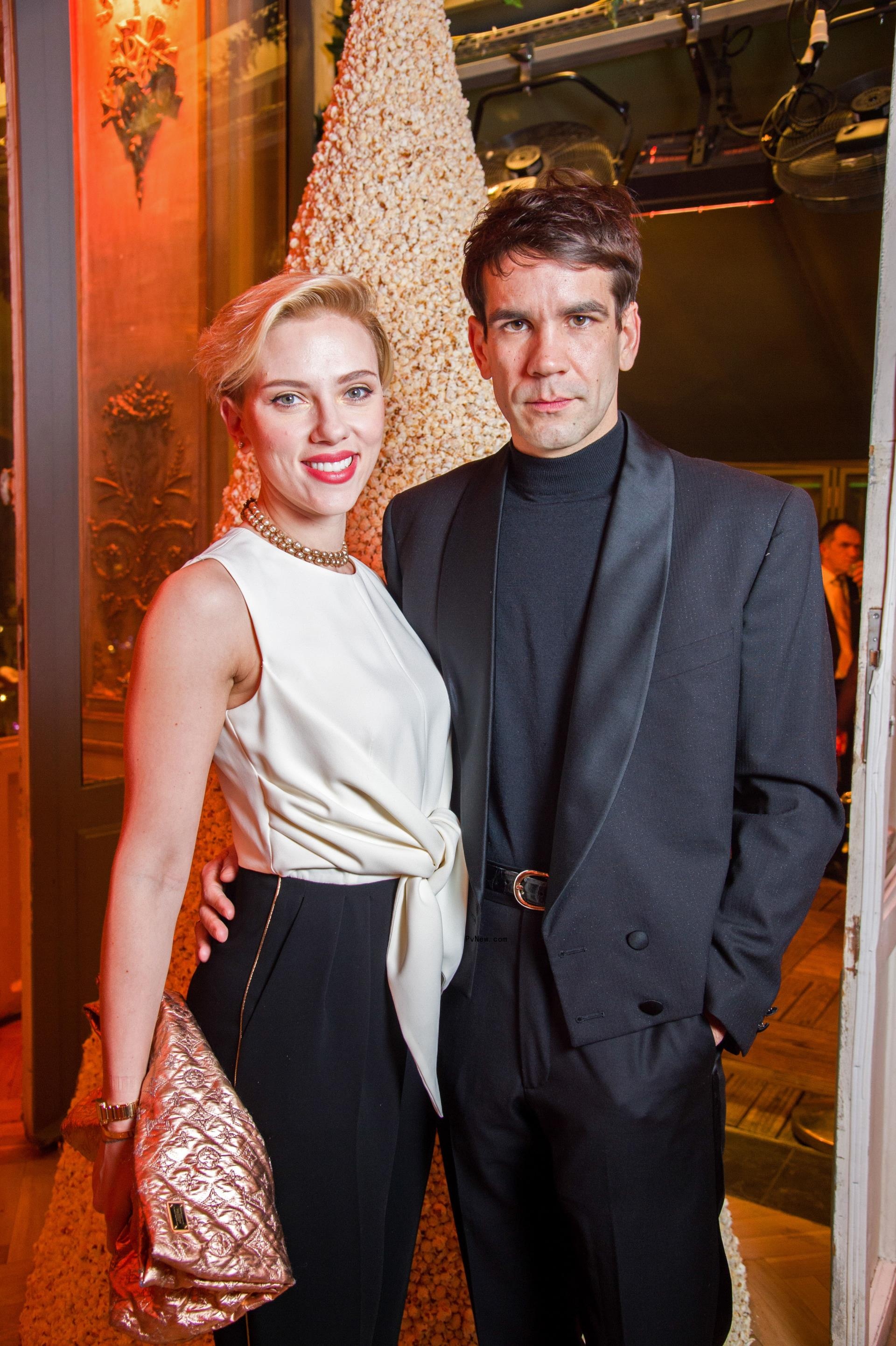 Romain Dauriac and Scarlett Johansson