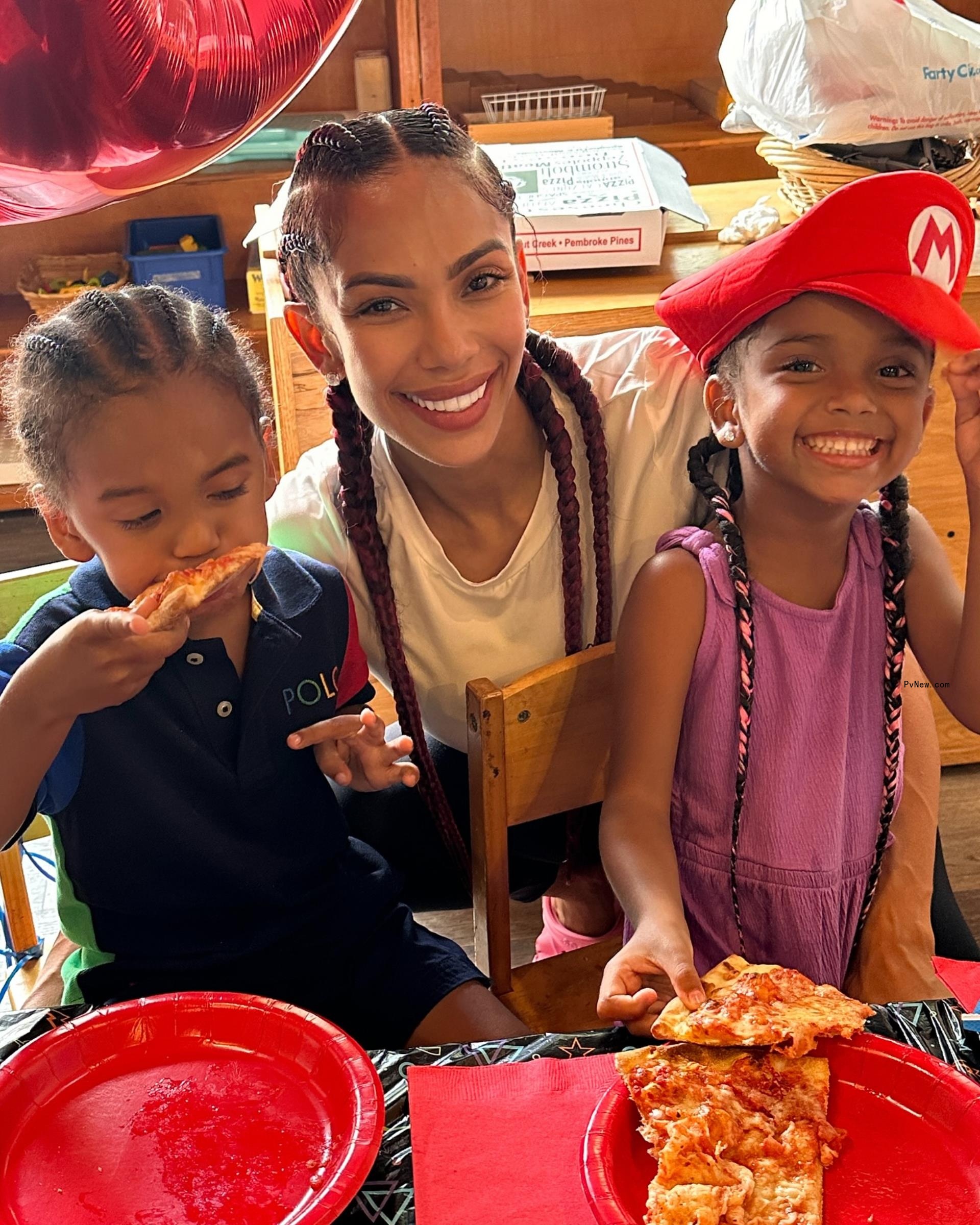 Erica Mena with her two youngest kids.
