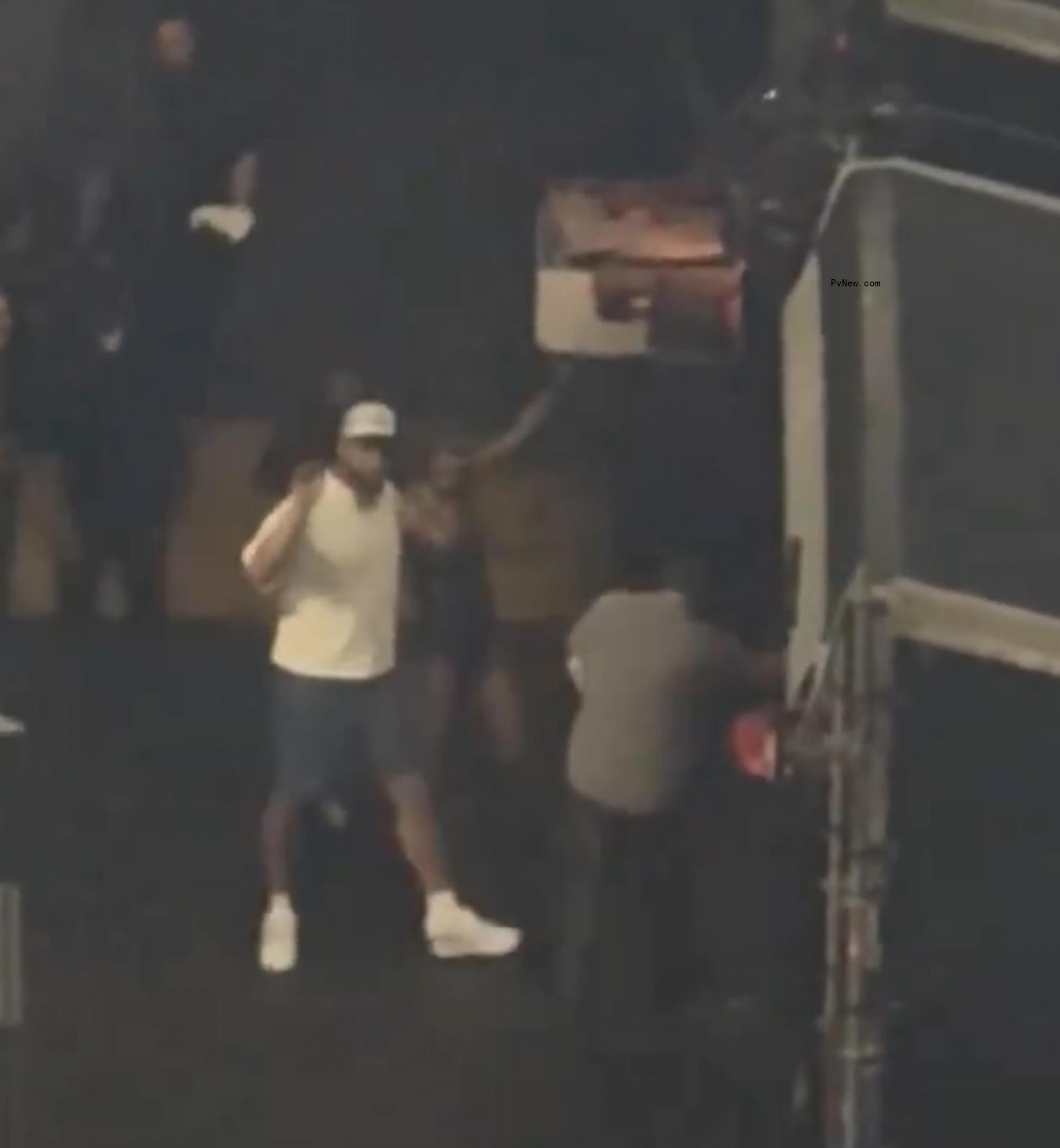 Travis Kelce and Taylor Swift screenshot