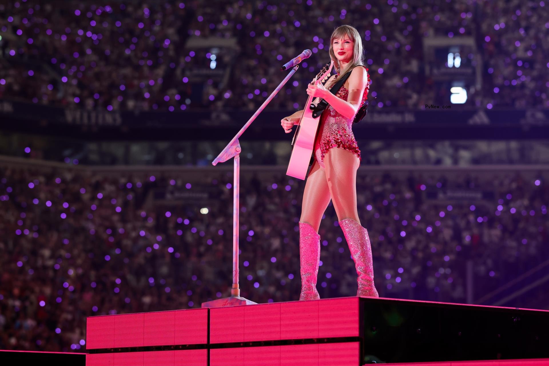 Taylor Swift onstage