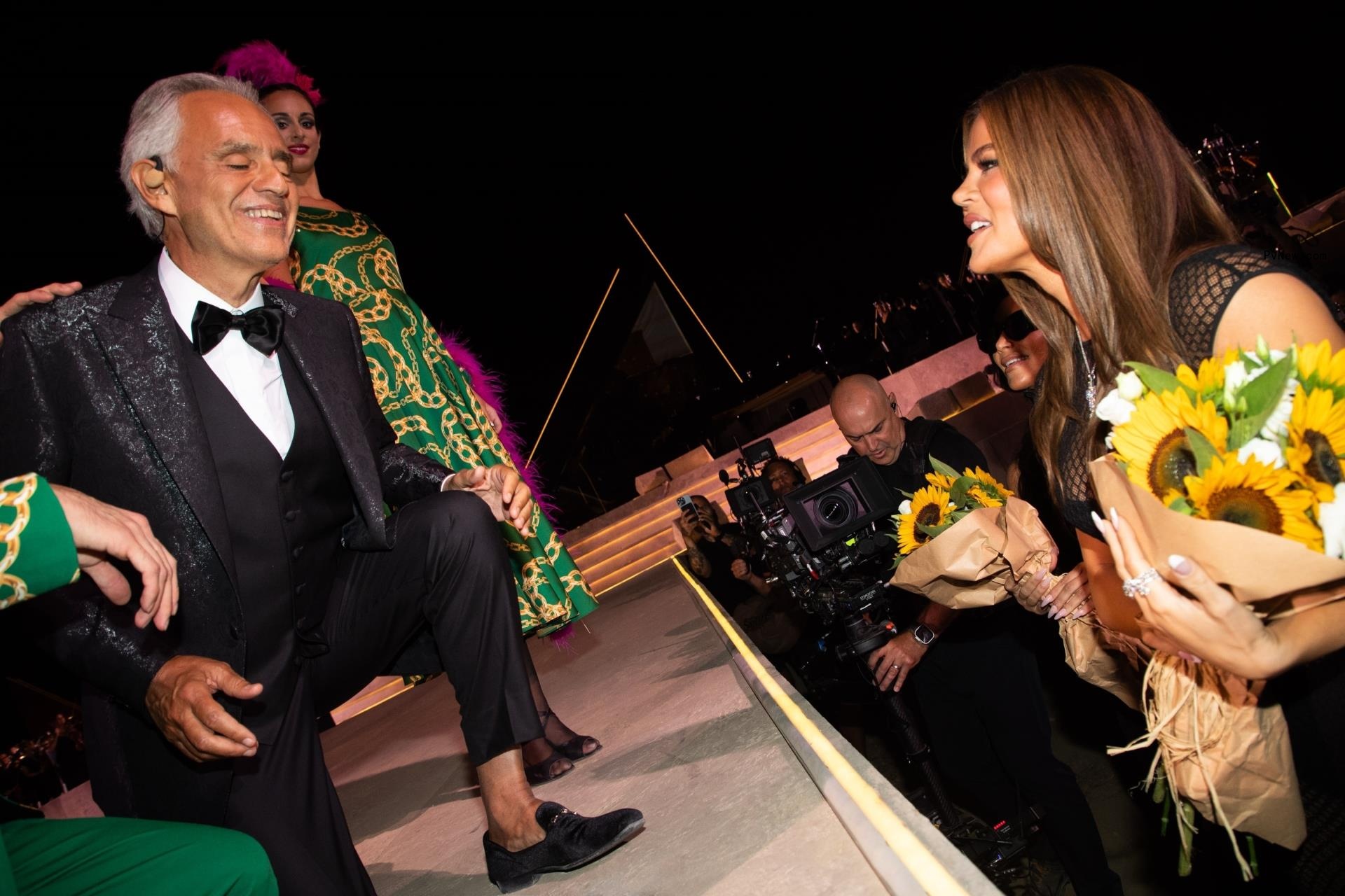 Kim and Khloé Kardashian, Andrea Bocelli