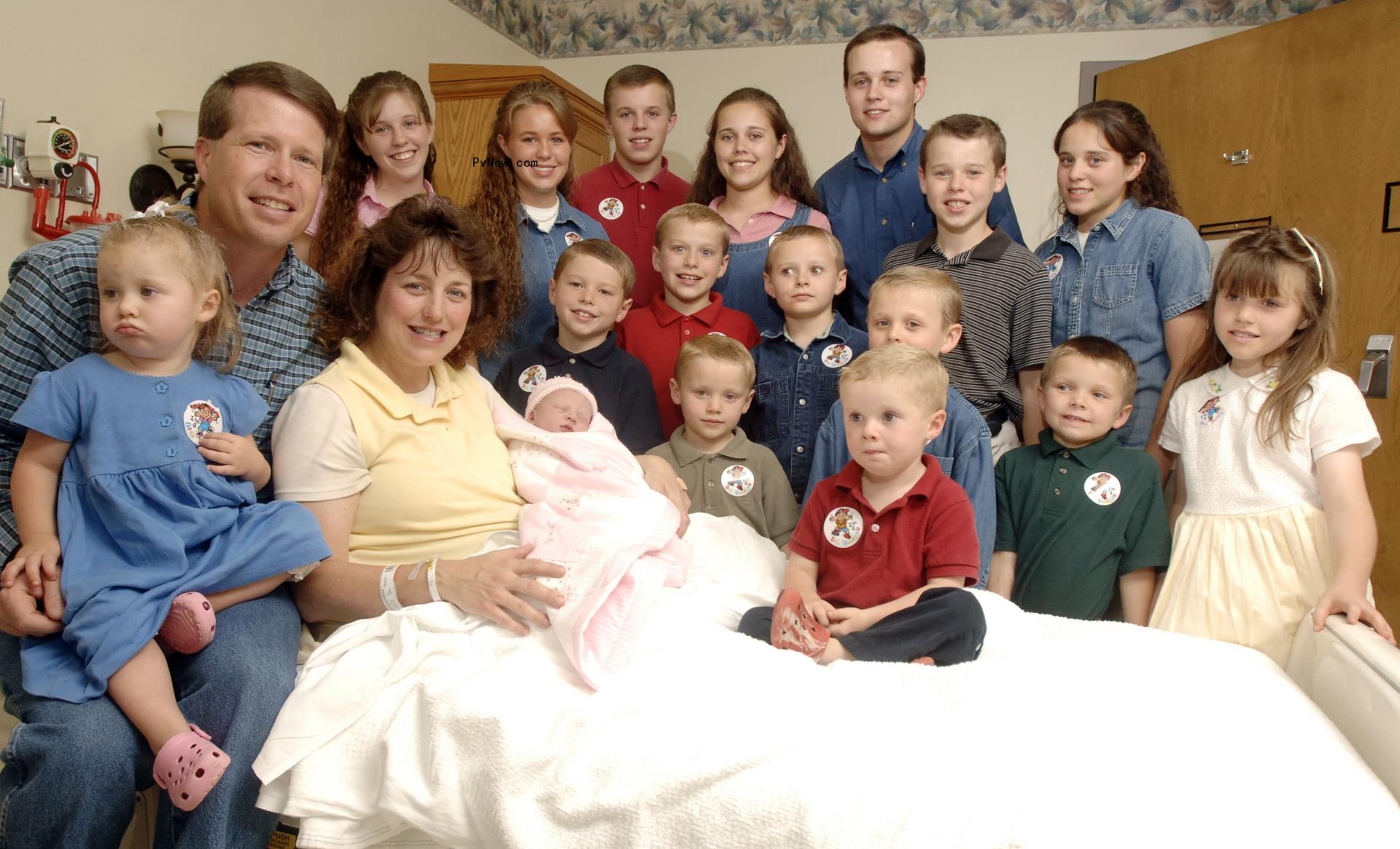 Michelle Duggar, Jim Bob Duggar and kids