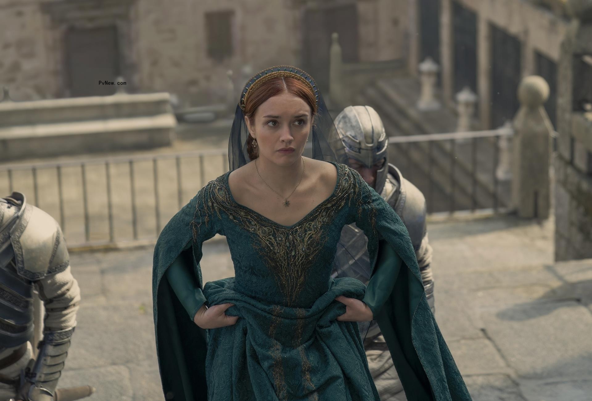 ‘House of the Dragon’ Director on Aemond’s Nude Scene and ‘Mommy Issues,’ That [SPOILER] Cameo and All the Criston Cole Hate: ‘We All Have a Bit of Criston in Us’