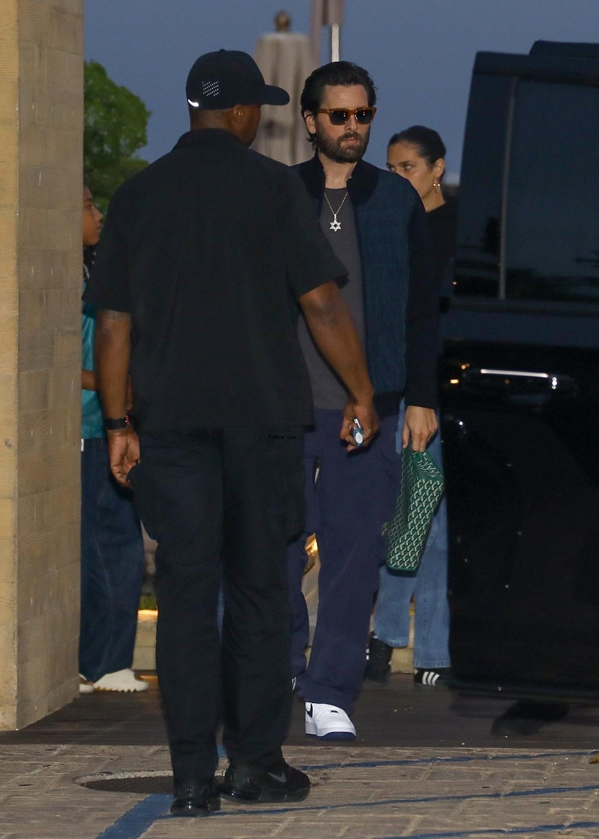 Scott Disick paparazzi photo
