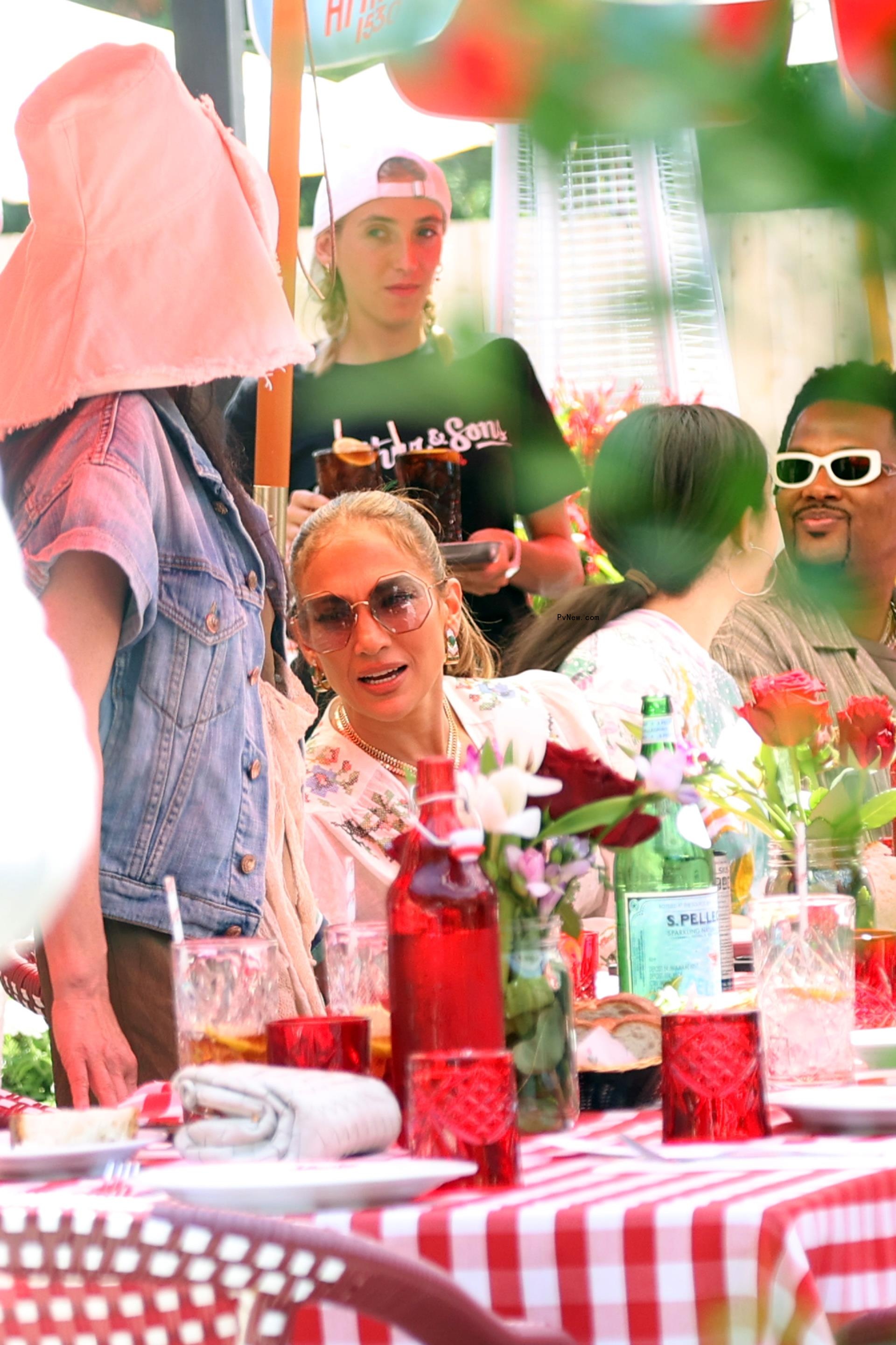 Jennifer Lopez at her lunch.