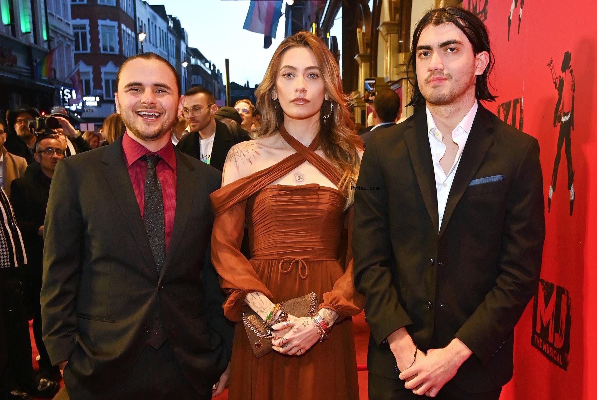 Blanket Jackson and siblings