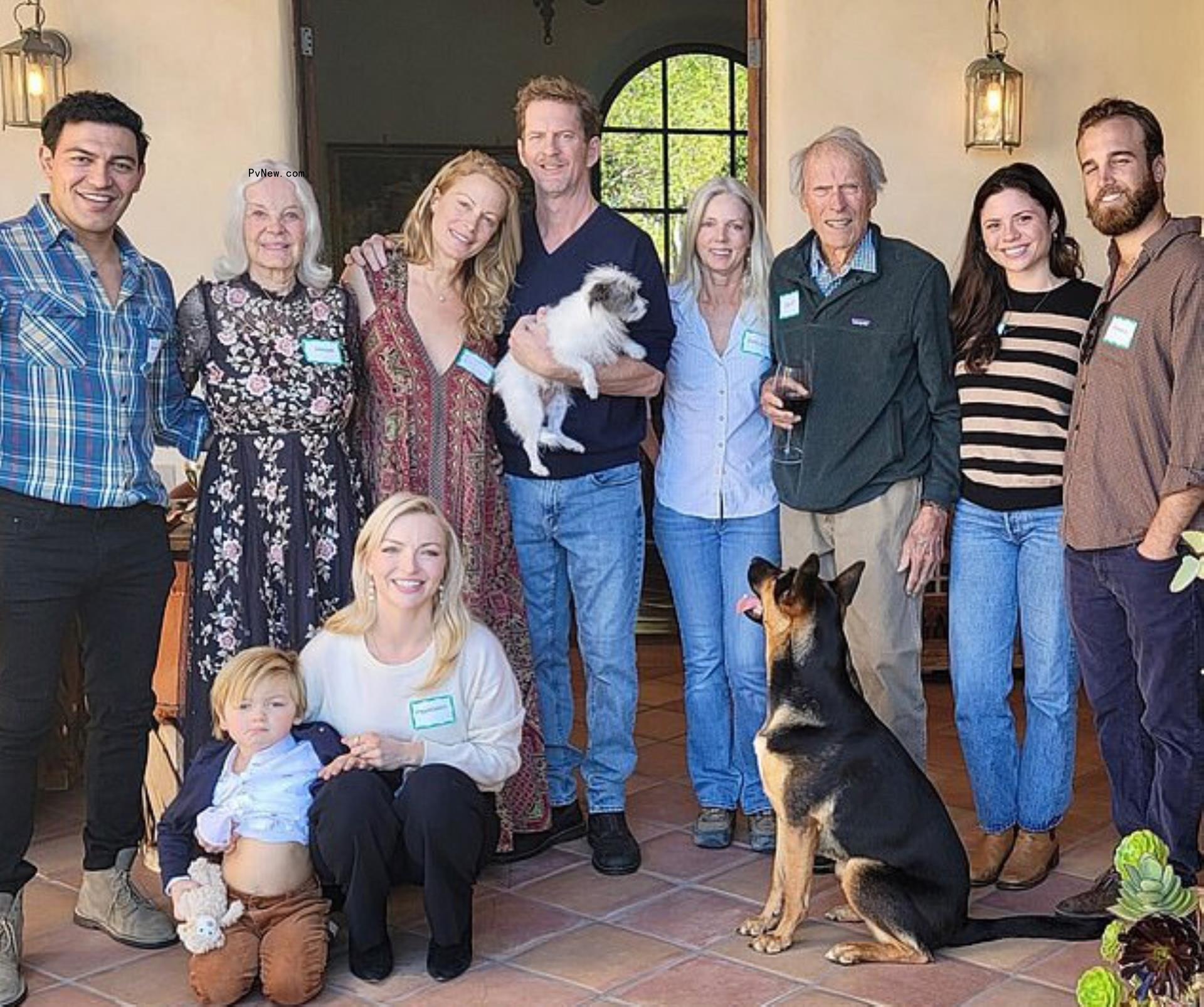 clint eastwood, christina sandera and his family