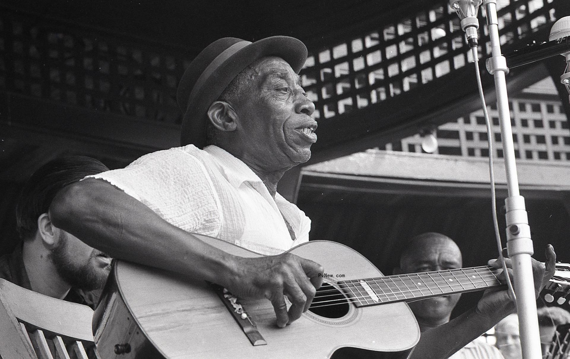 Stevie Van Zandt, Derek Trucks Among Musicians Co<i></i>ntributing to Effort to Rebuild Museum Dedicated to Legendary Bluesman Mississippi John Hurt