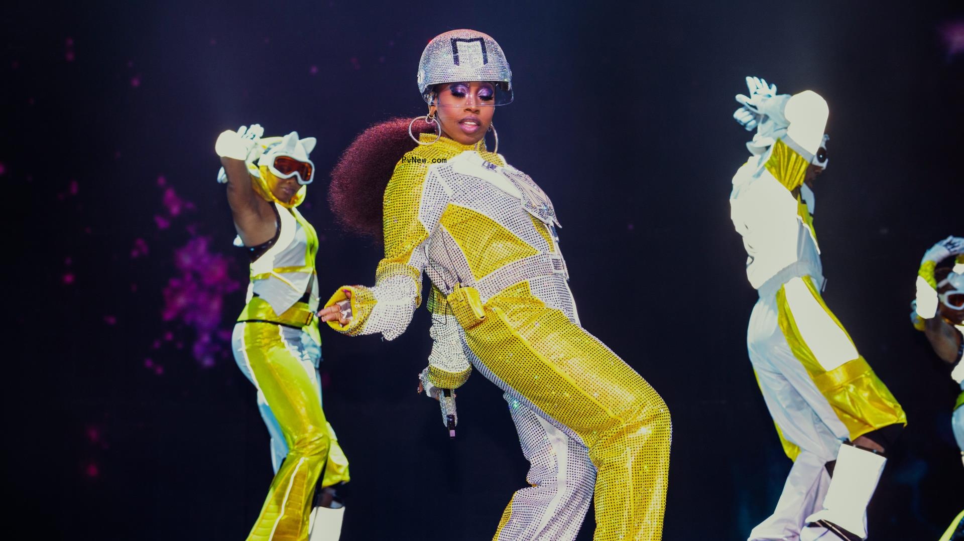 Missy Elliott Brings Mind-Blowing Vision to Life for Out of This World Tour in Los Angeles: Co<i></i>ncert Review