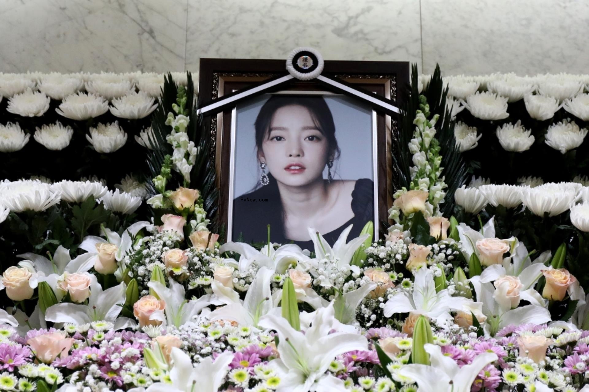 Late K-Pop Star Goo Hara Featured on Kara’s New Single ‘Hello’