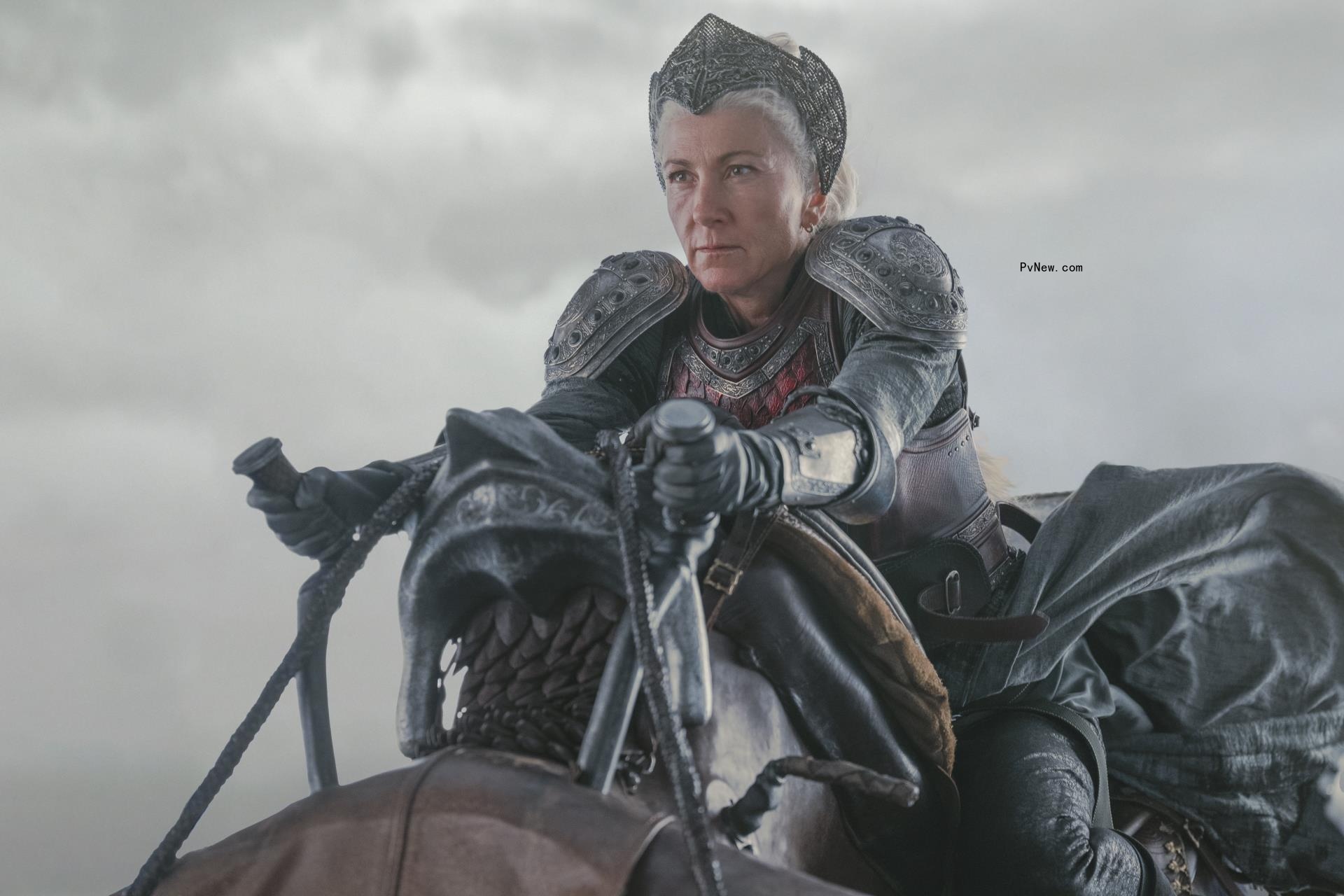 ‘House of the Dragon’ Actor Eve Best on Rhaenys’ Game-Changing Scene and Filming That Epic Dragon Battle: ‘She Had to Take That Responsibility’