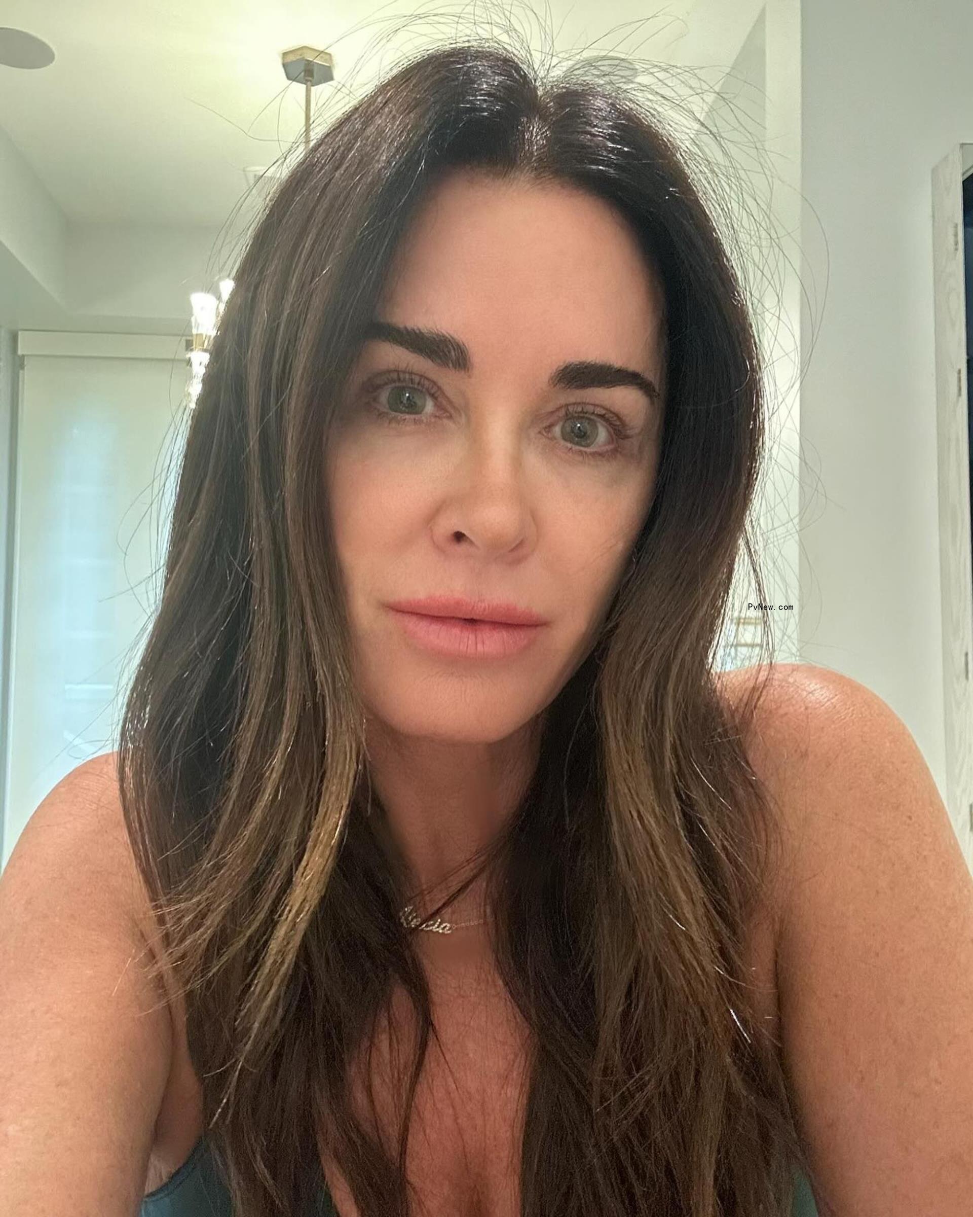 kyle richards selfie