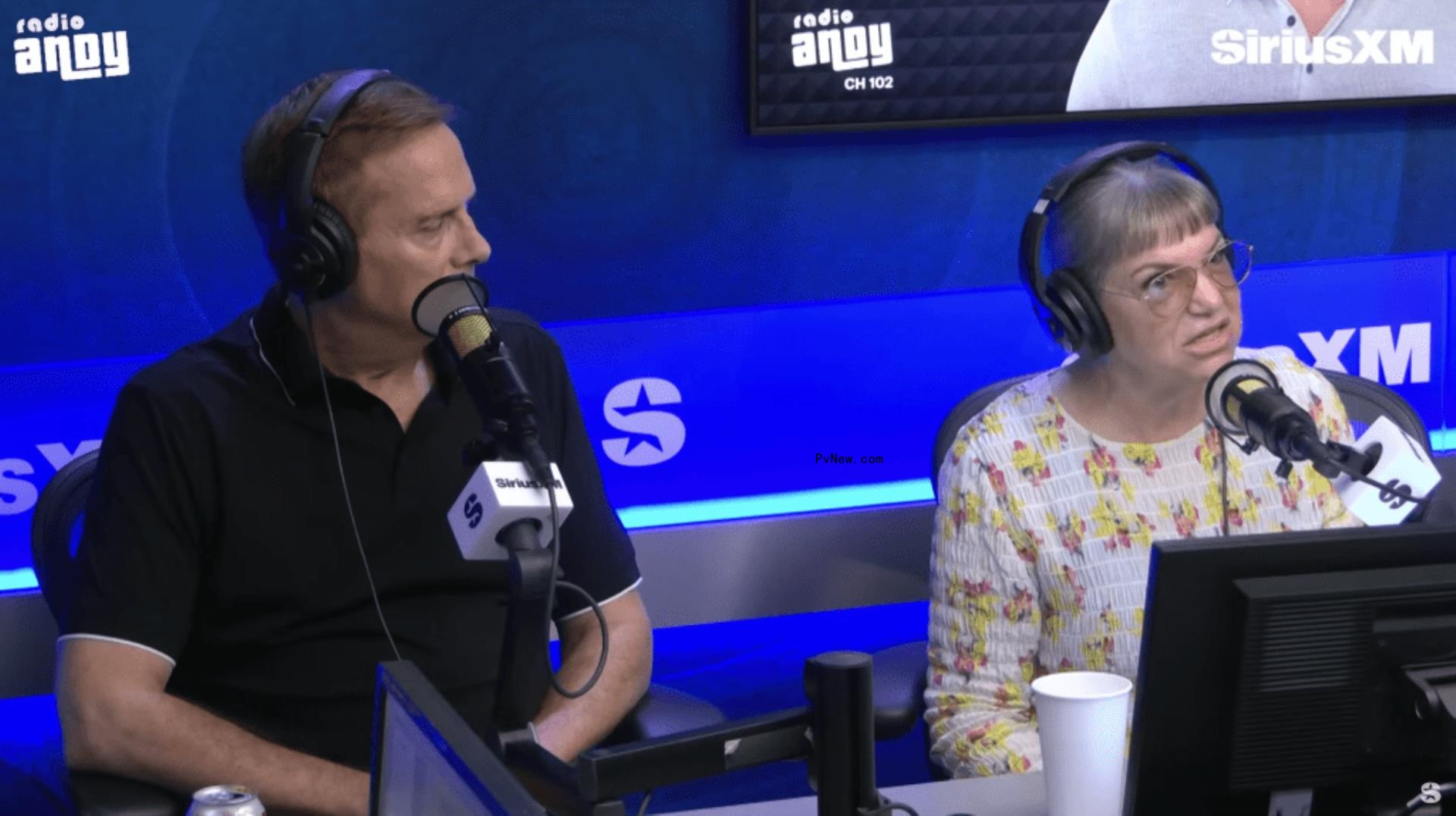 Mindy Cohn on Jeff Lewis Live