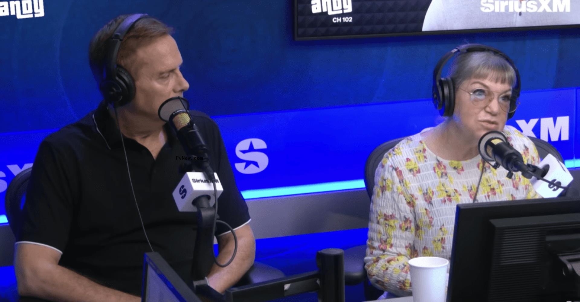 Mindy Cohn on Jeff Lewis Live