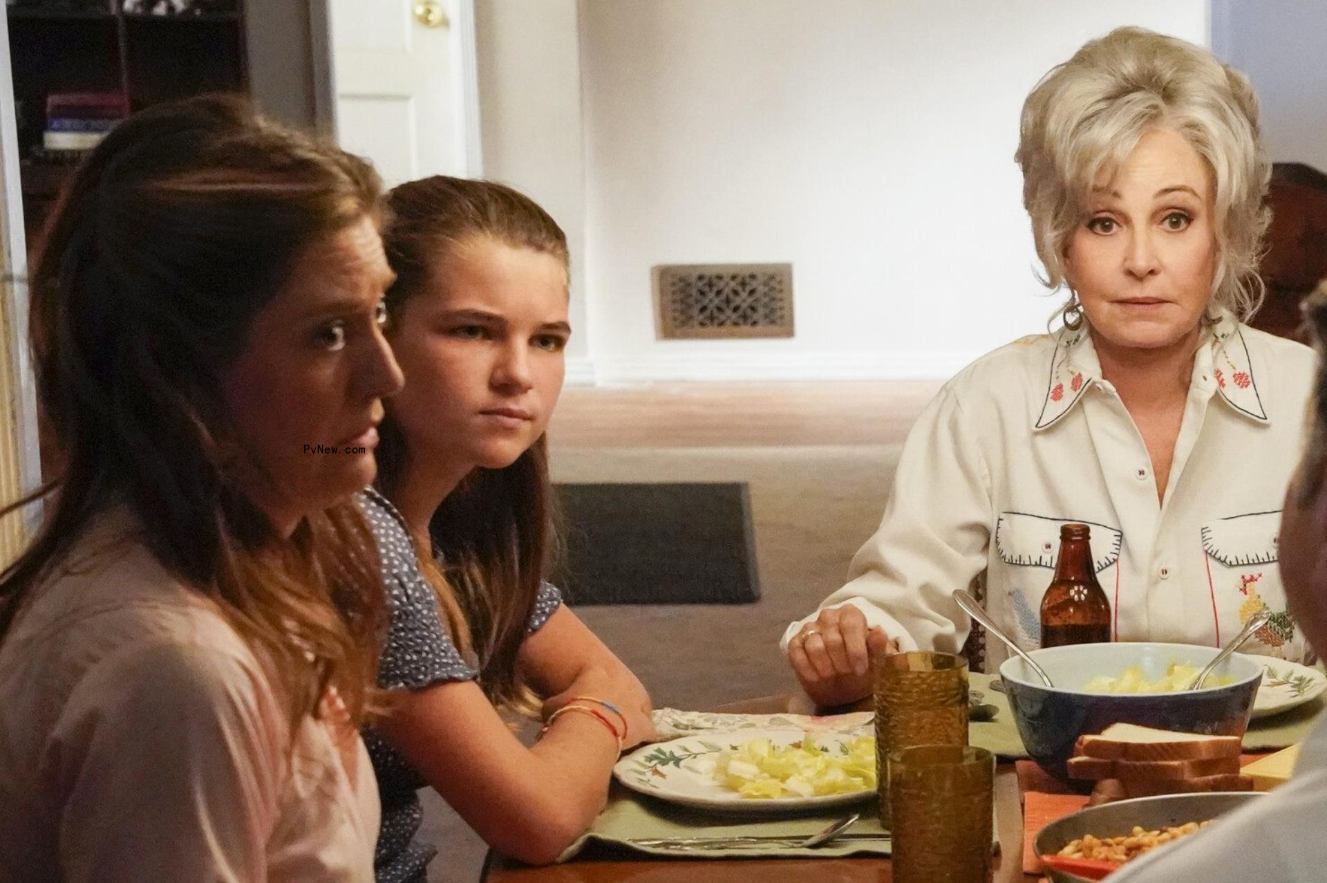 ‘Young Sheldon’ Stars Annie Potts, Zoe Perry Set to Guest on Spinoff ‘Georgie & Mandy’s First Marriage’
