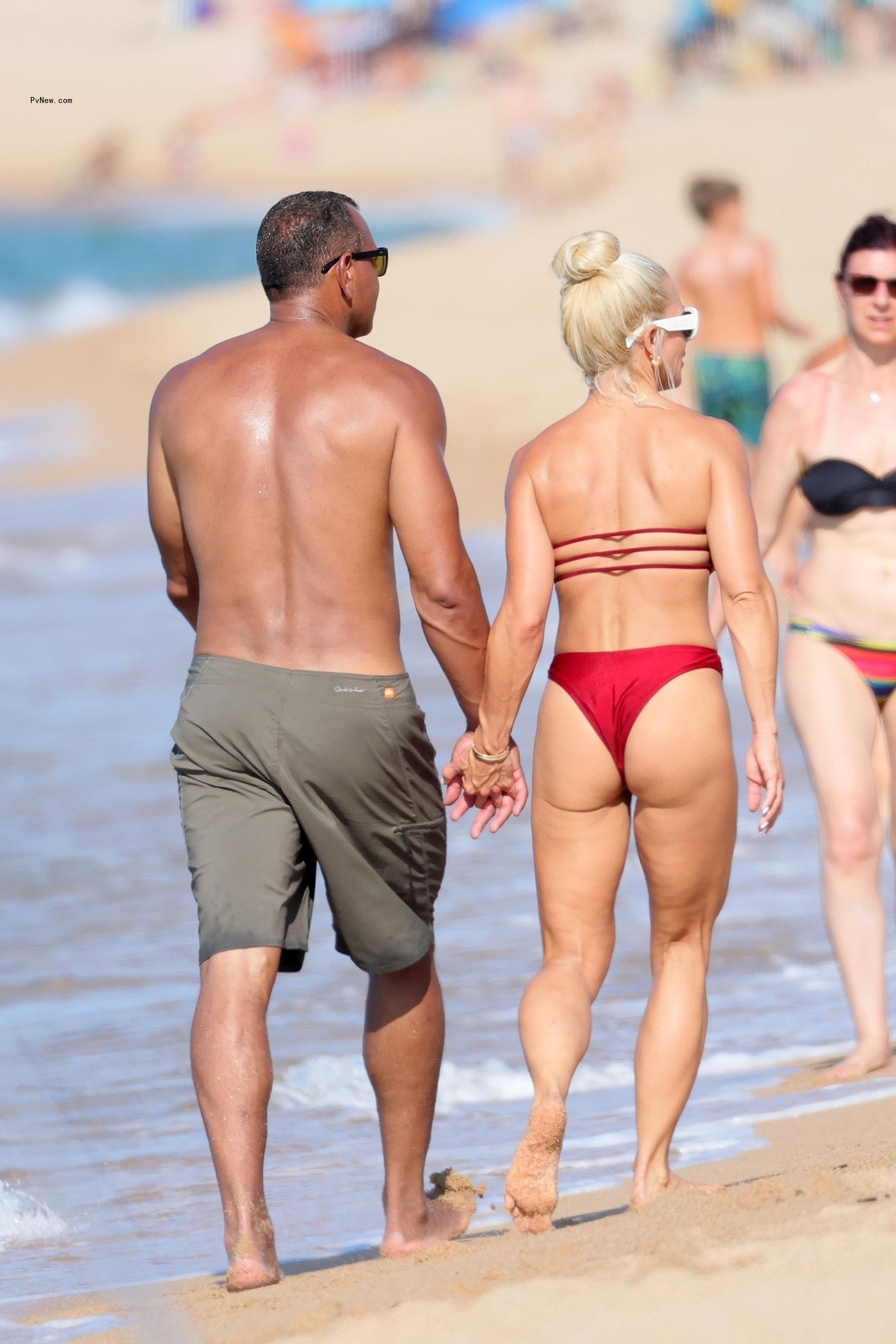 Alex Rodriguez and Jaclyn Cordeiro in Sardinia.