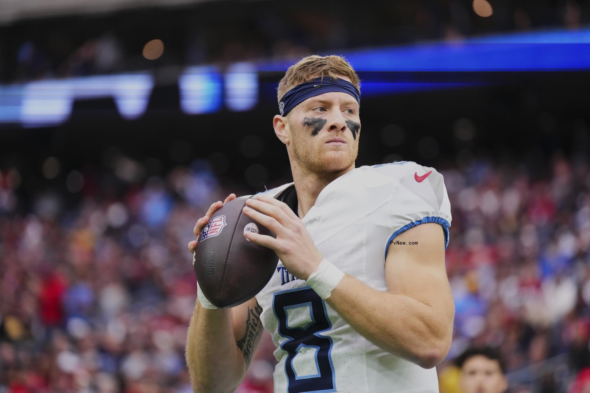 Tennessee Titans quarterback Will Levis warms up before a game.