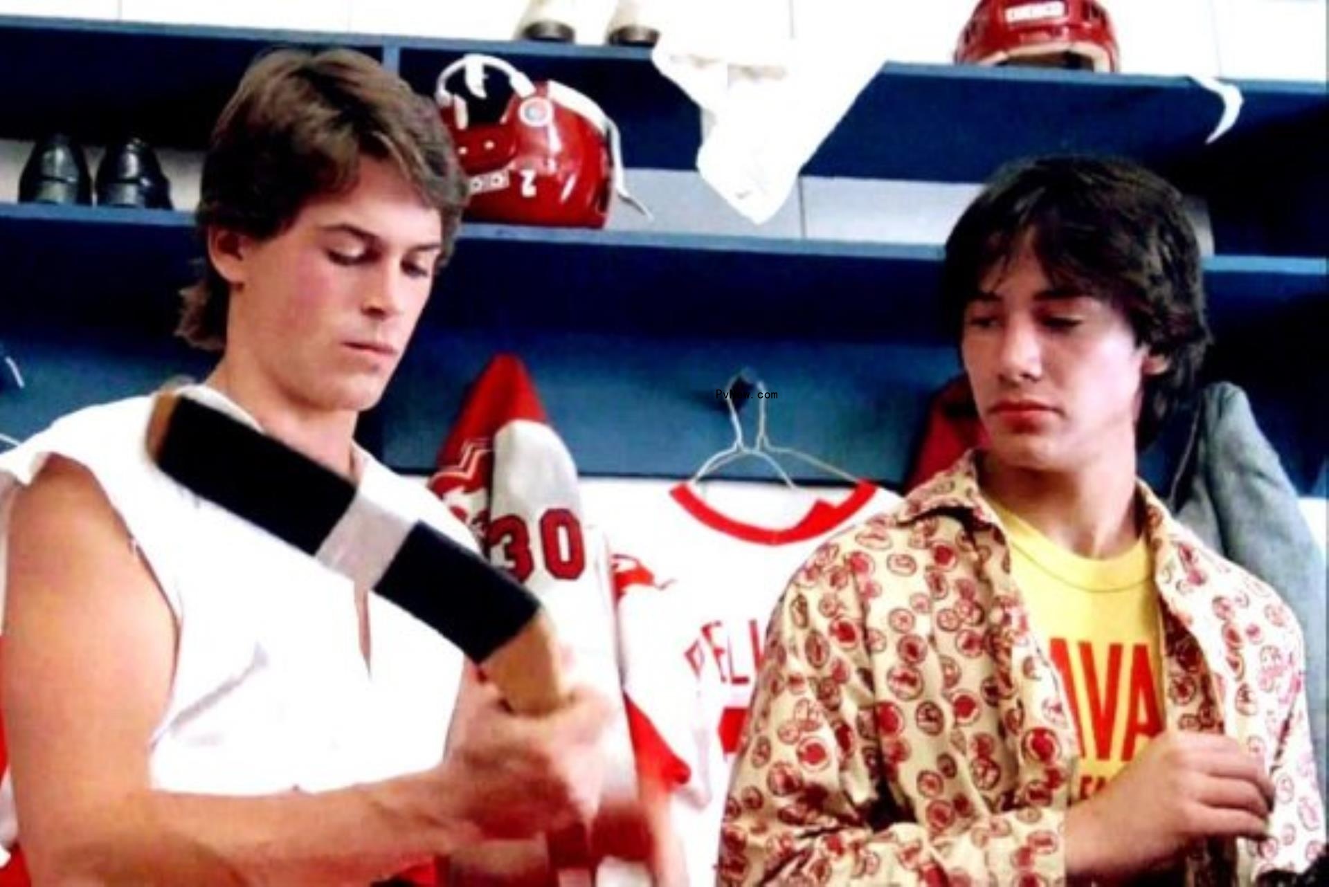 Keanu Reeves (right) and Robe Lowe in a locker room in