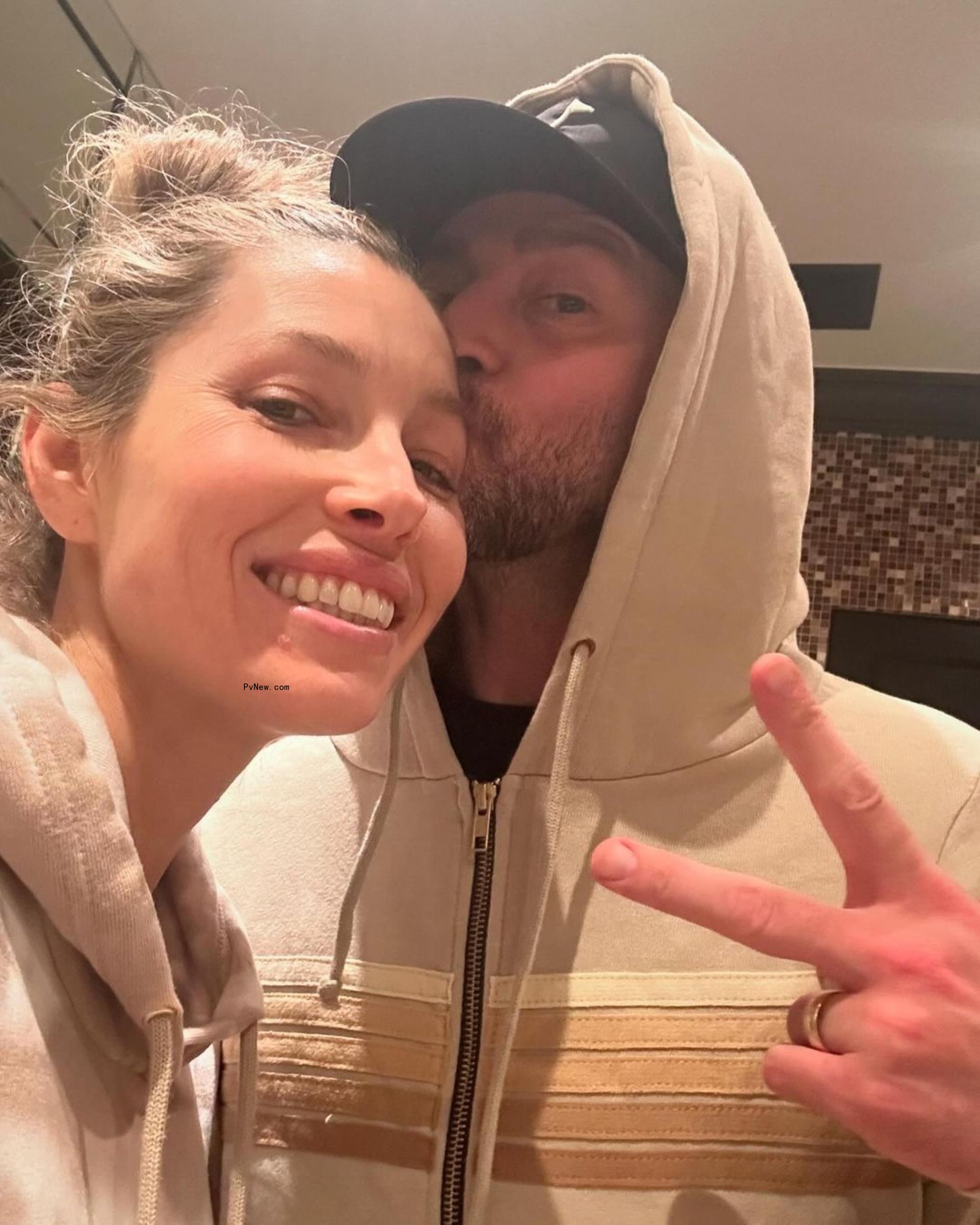 Jessica Biel and Justin Timberlake in a selfie.