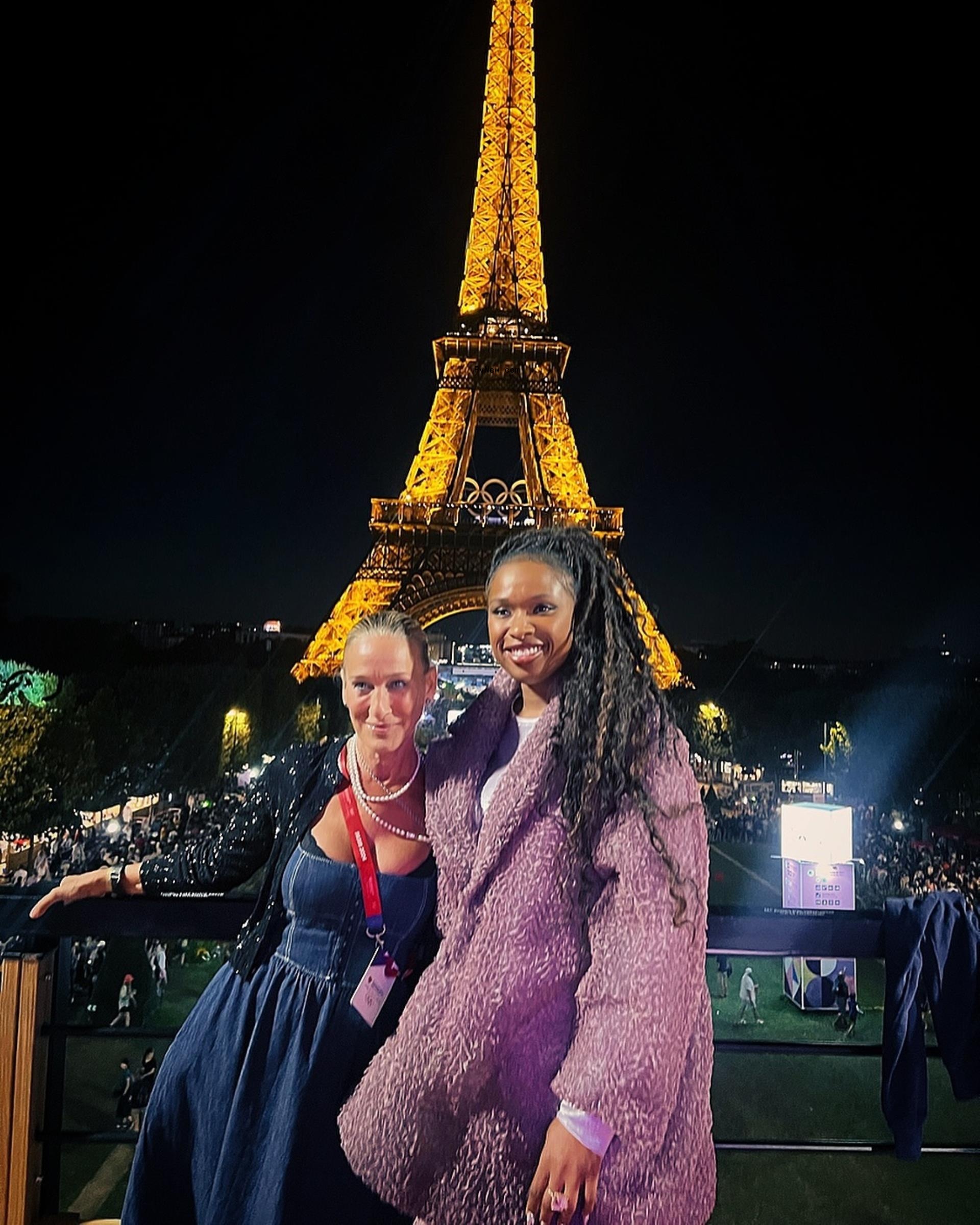 Jennifer Hudson and Sarah Jessica Parker at the 2024 Paris Olympics.
