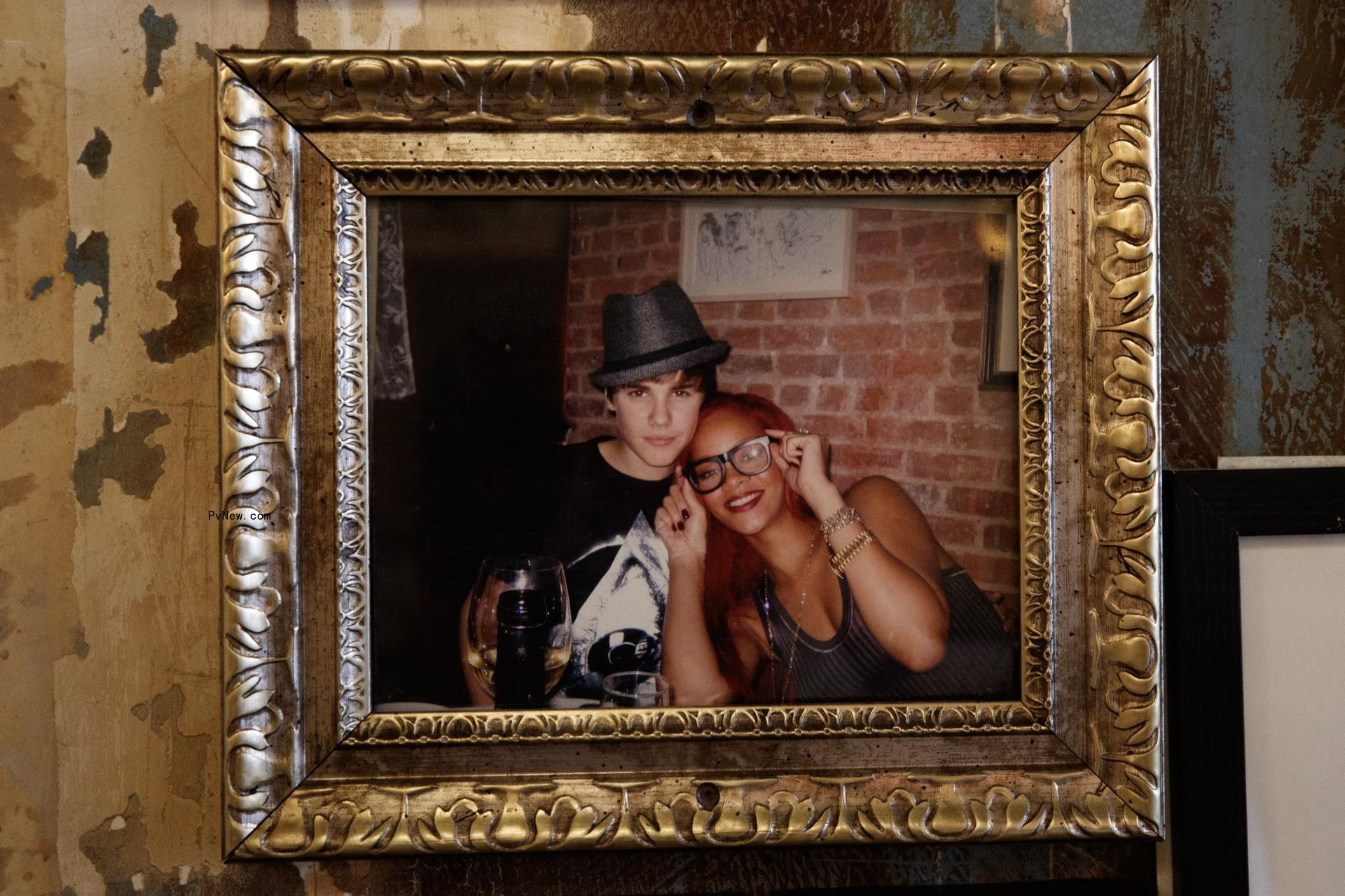 Justin Bieber and Rihanna at Emilio's Ballato