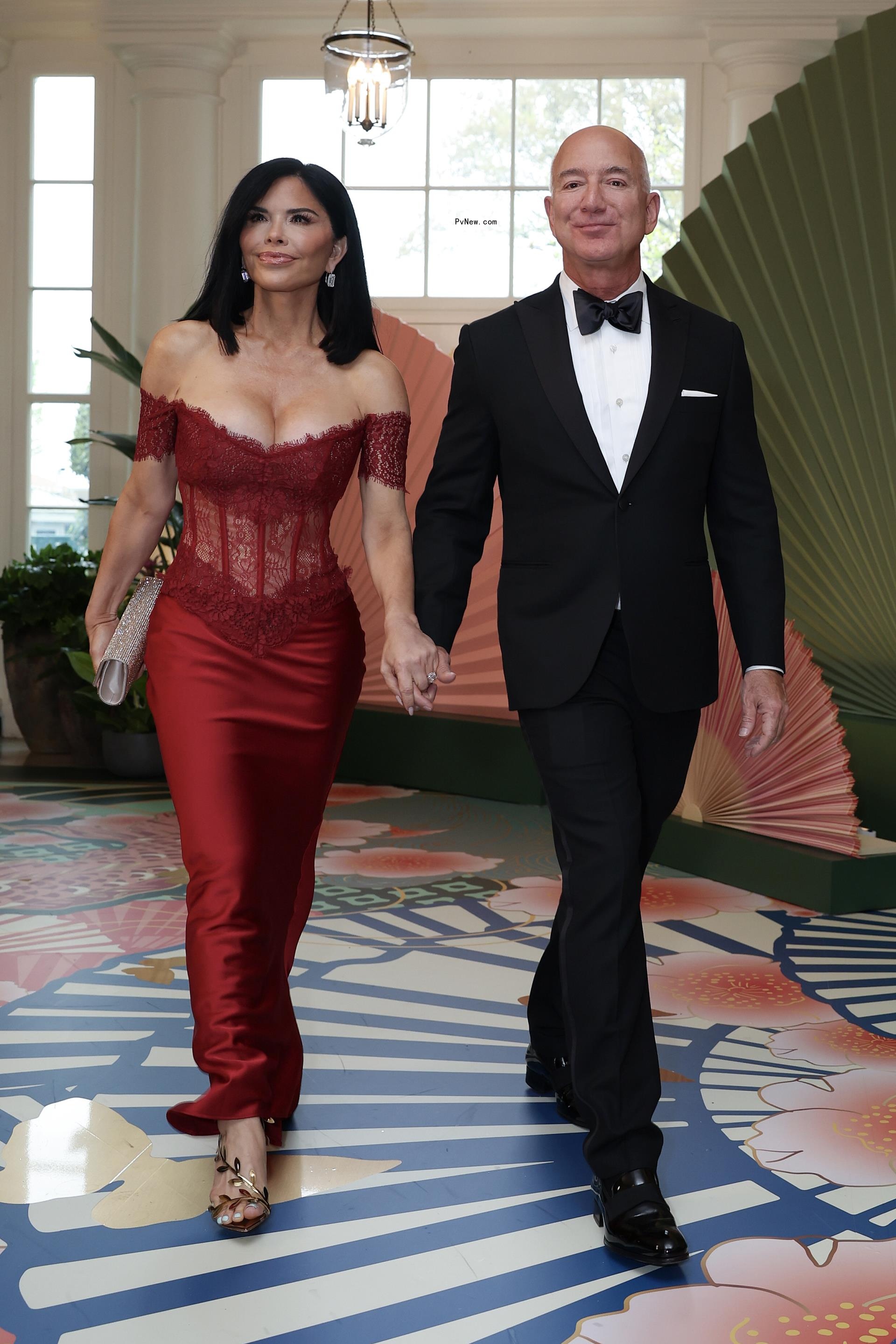 Lauren Sánchez and Jeff Bezos