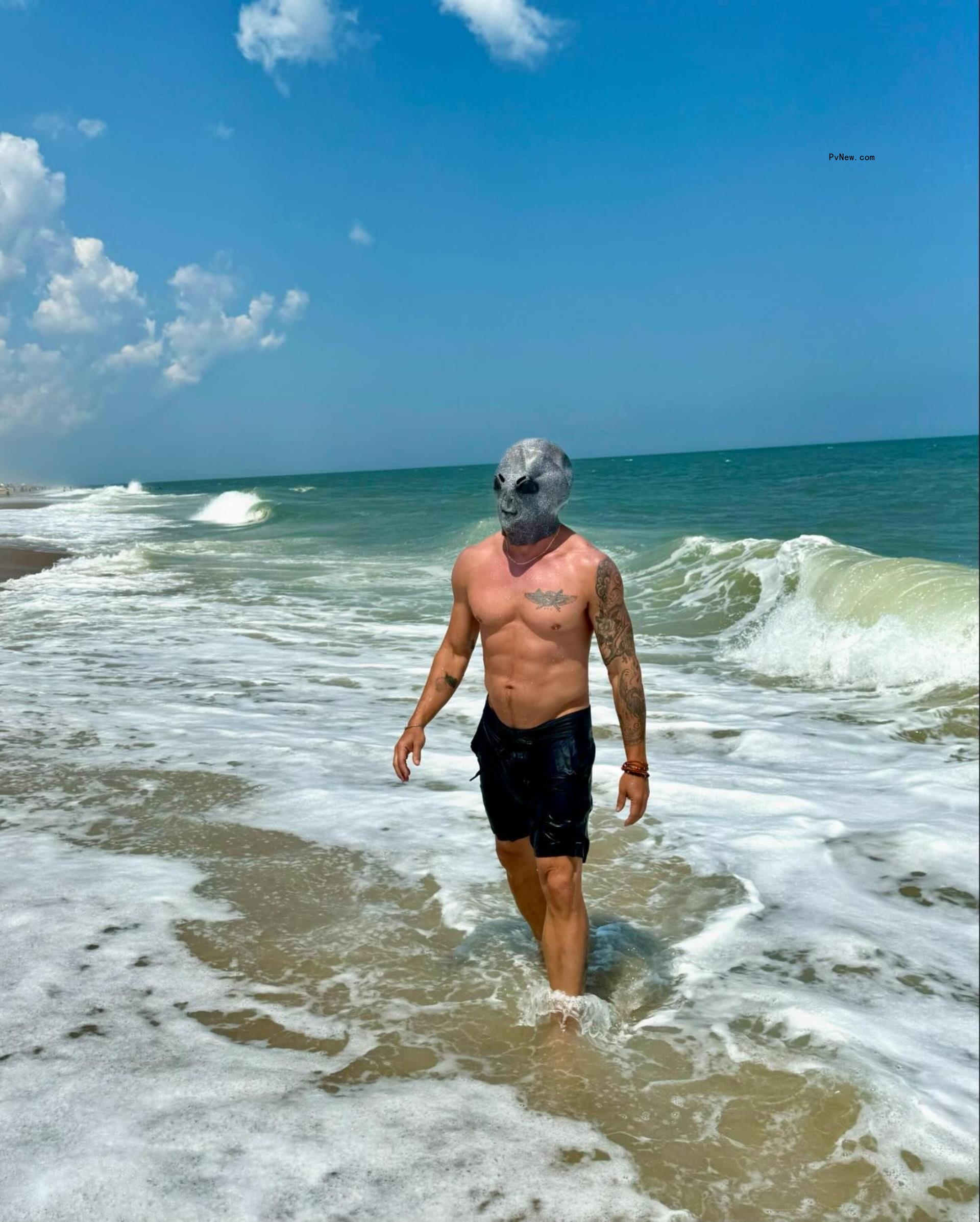 Ryan Phillippe shared shirtless beach snaps via Instagram Wednesday.
