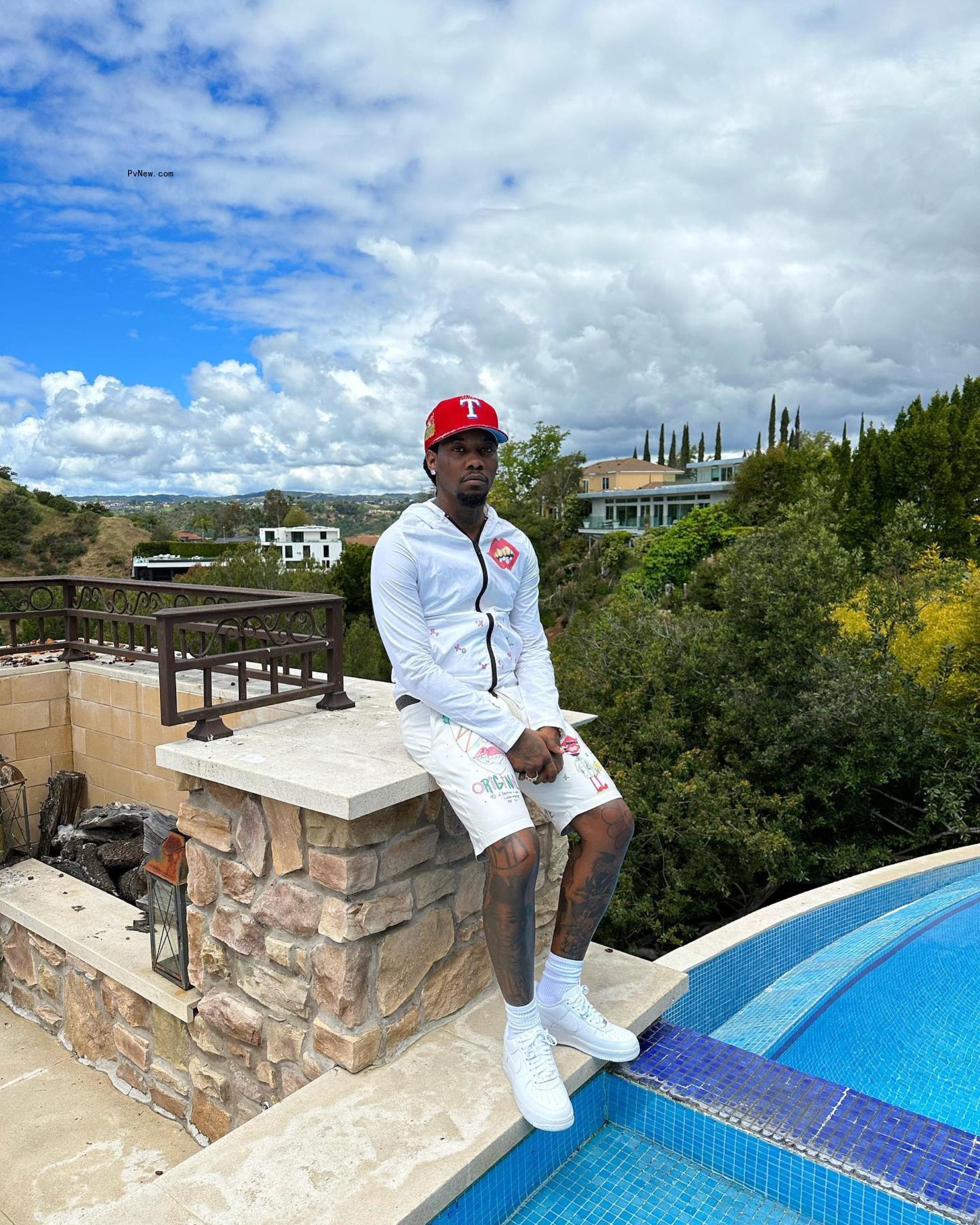 Offset sits in an Instagram photo