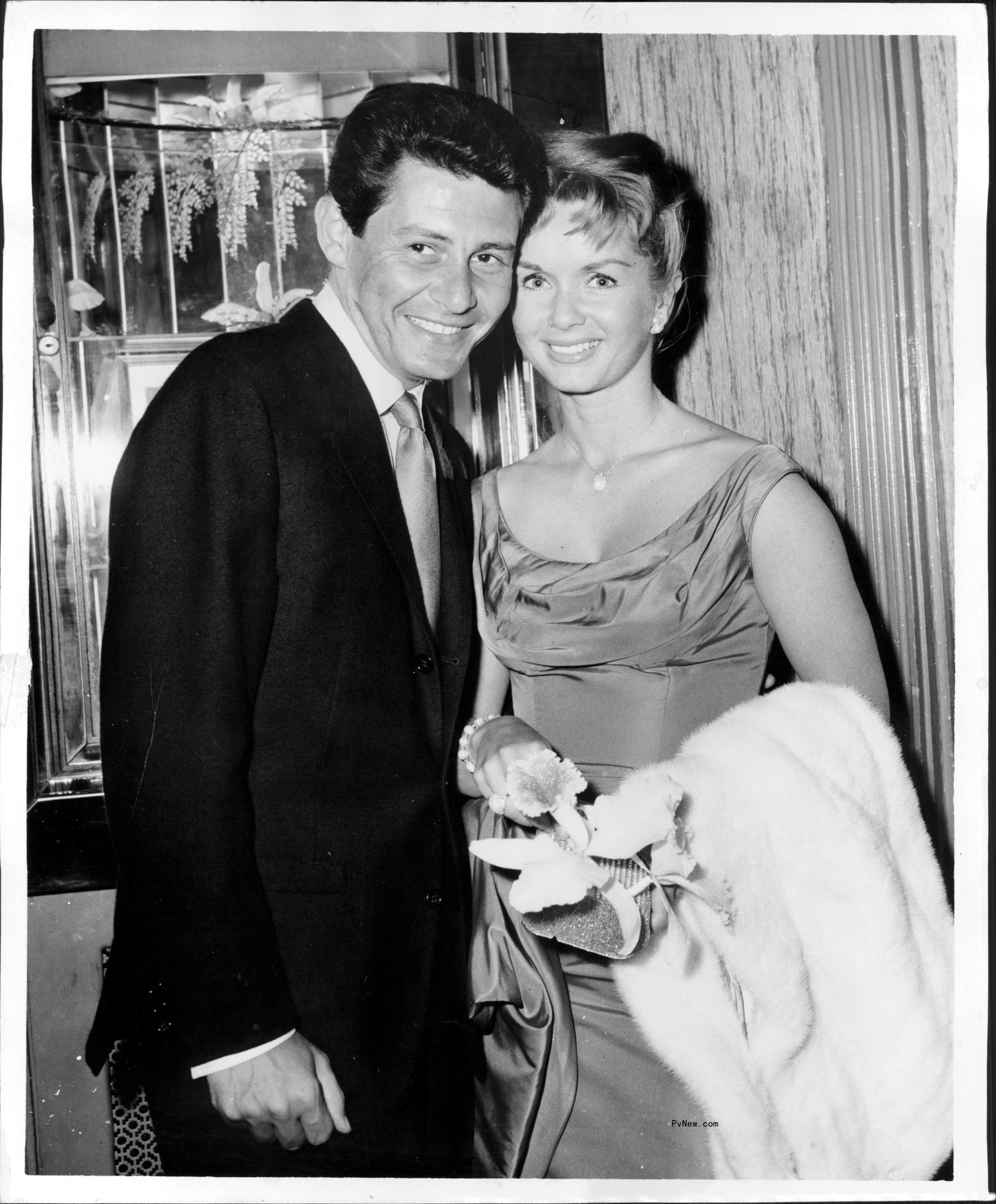 Eddie Fisher and Debbie Reynolds.