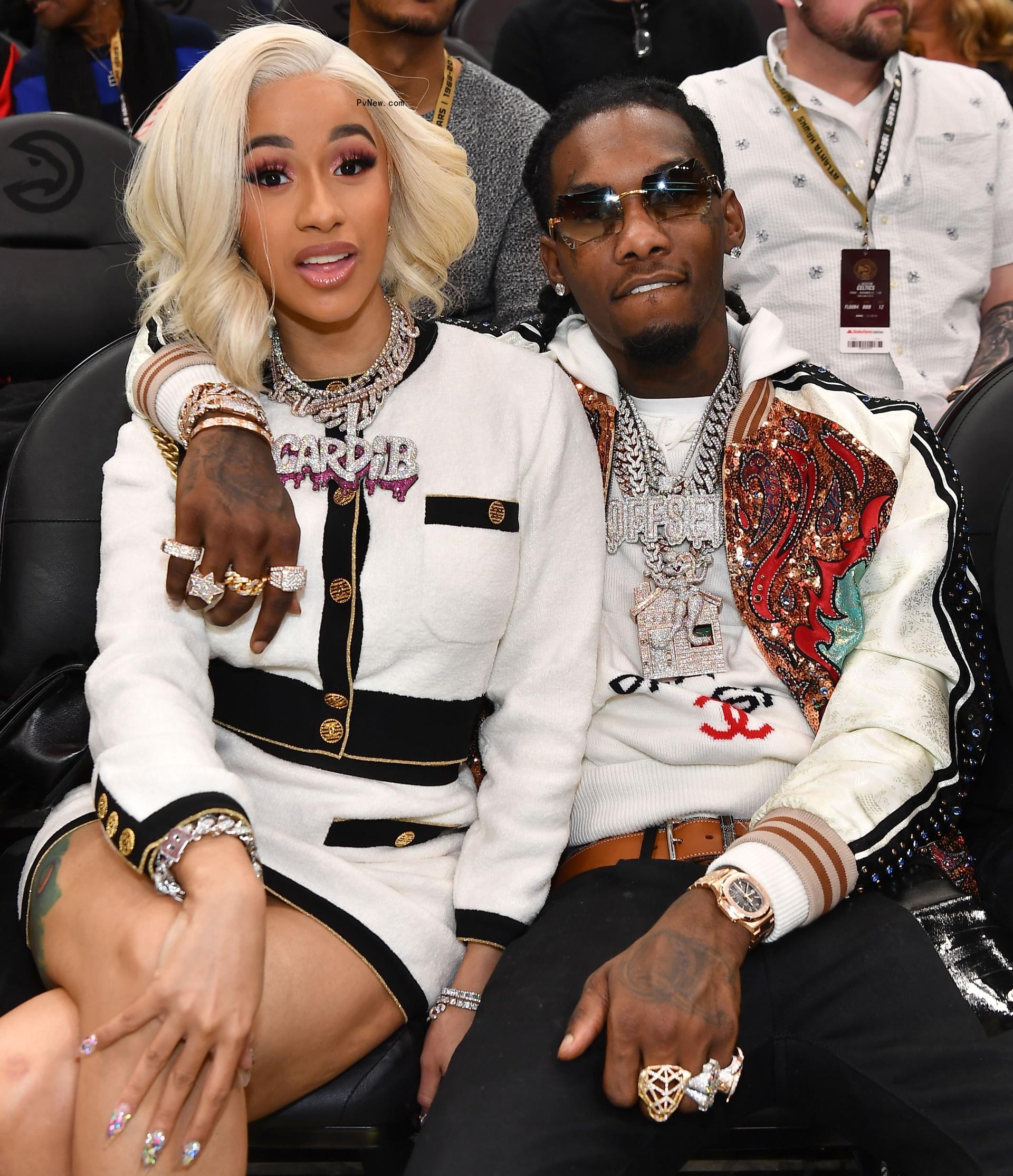 Cardi B and Offset at a basketball game in November 2018