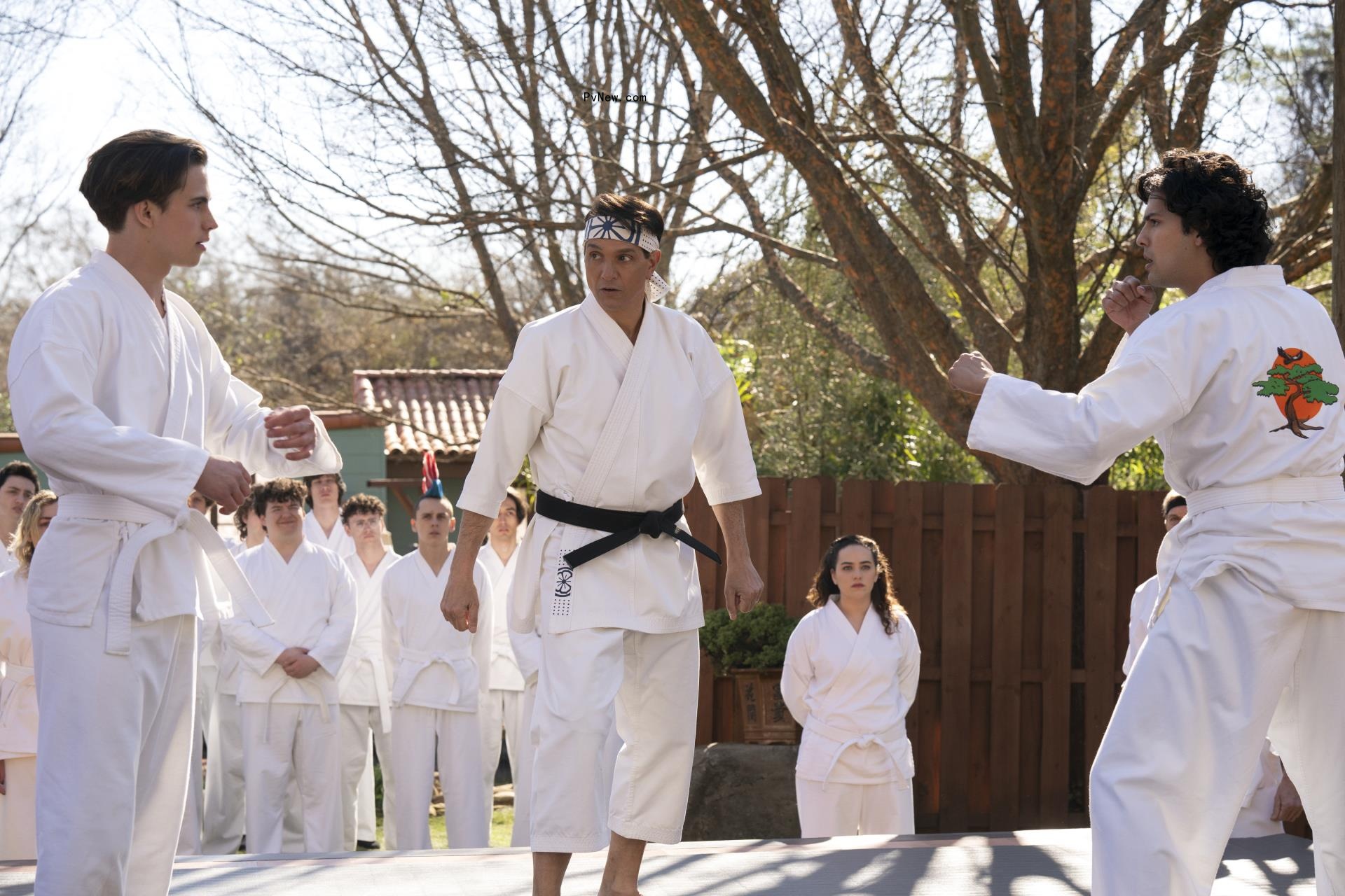 ‘Cobra Kai’ Bosses on Johnny and Daniel’s ‘Bad Marriage’ and [SPOILER] Turning to the Dark Side