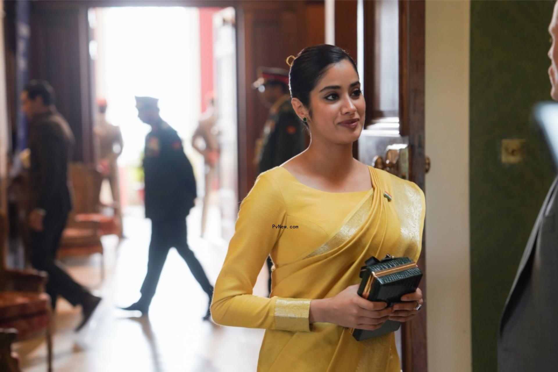 Janhvi Kapoor Talks Spy Thriller ‘Ulajh,’ NTR Jr and Ram Charan Films: ‘Cinema at Its Best’