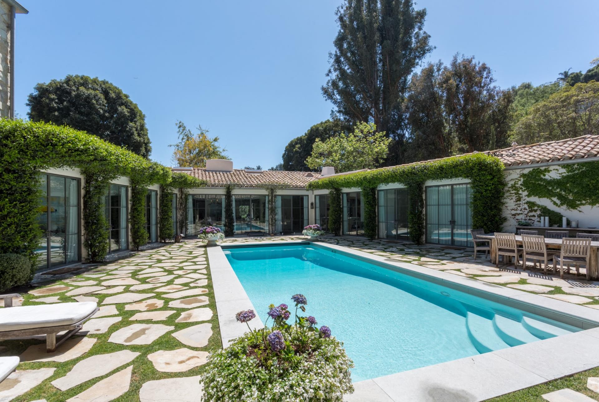 Ben Affleck's new home.