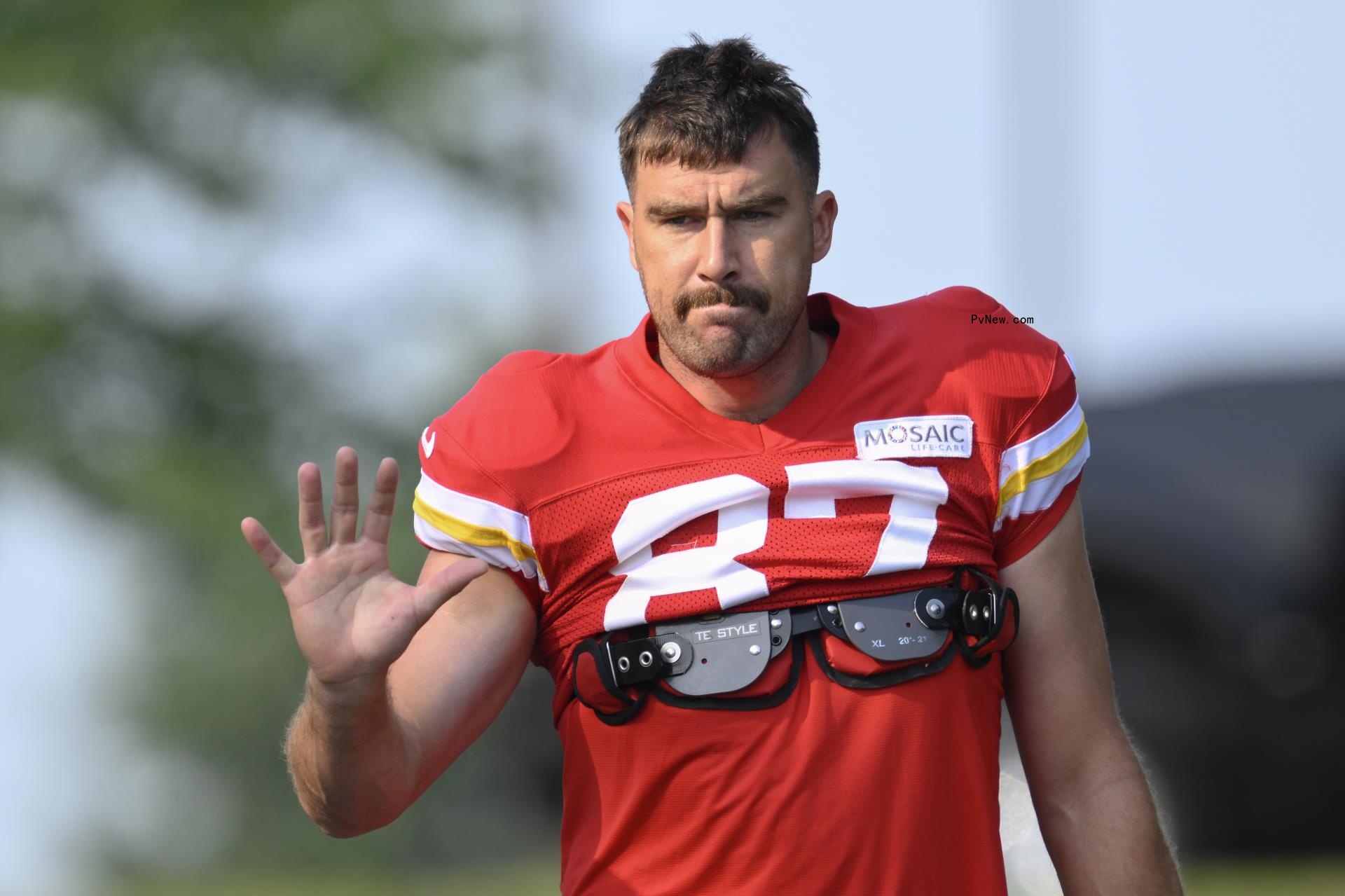 Travis Kelce at Chiefs training camp on July 26